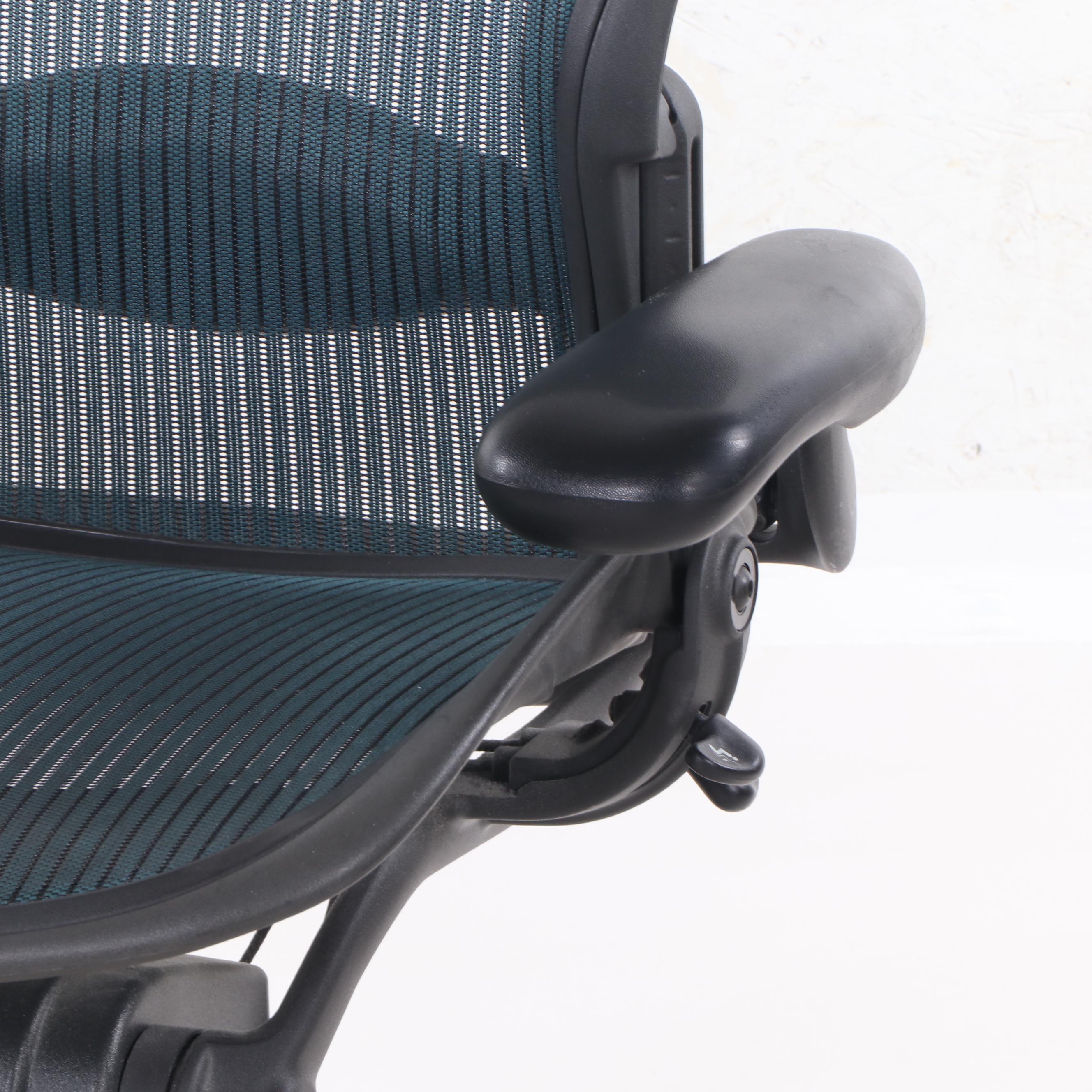 Herman Miller "Aeron" Adjustable Desk Chair