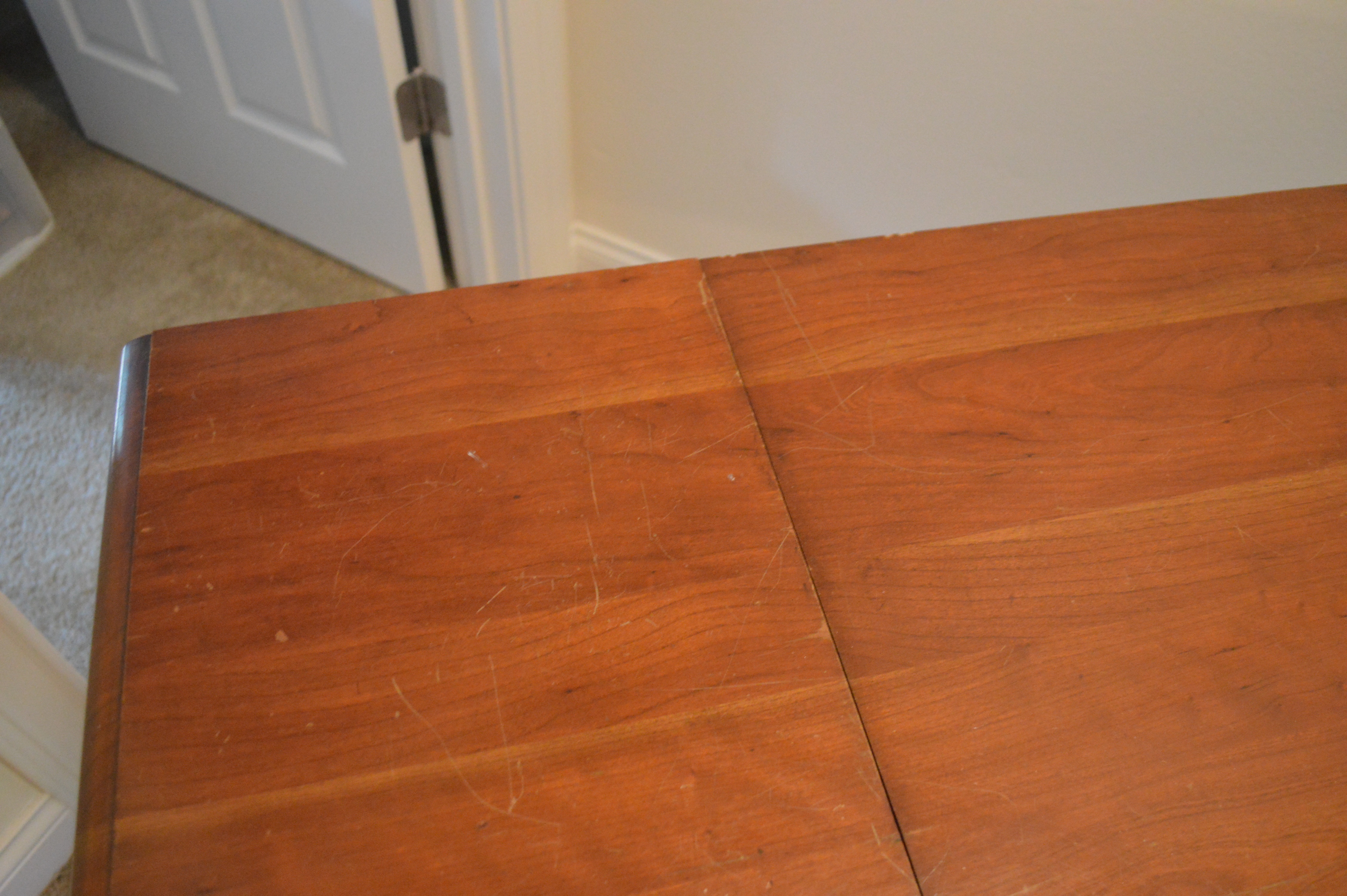 Queen Anne Style Mahogany Vanity Table and Chair, 20th Century