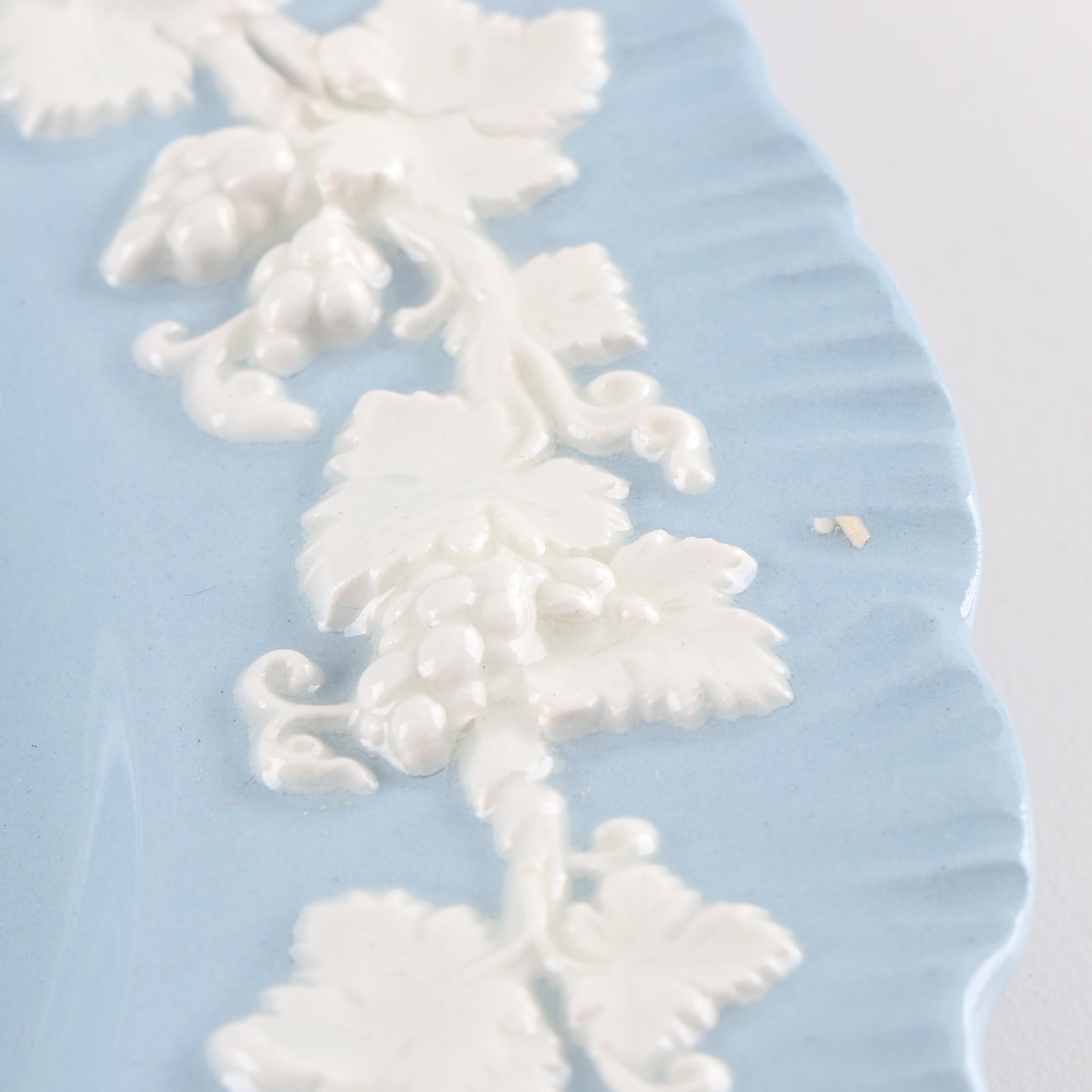 Wedgwood "Cream Color on Lavender" with Shell Edge Porcelain Dinner Plates