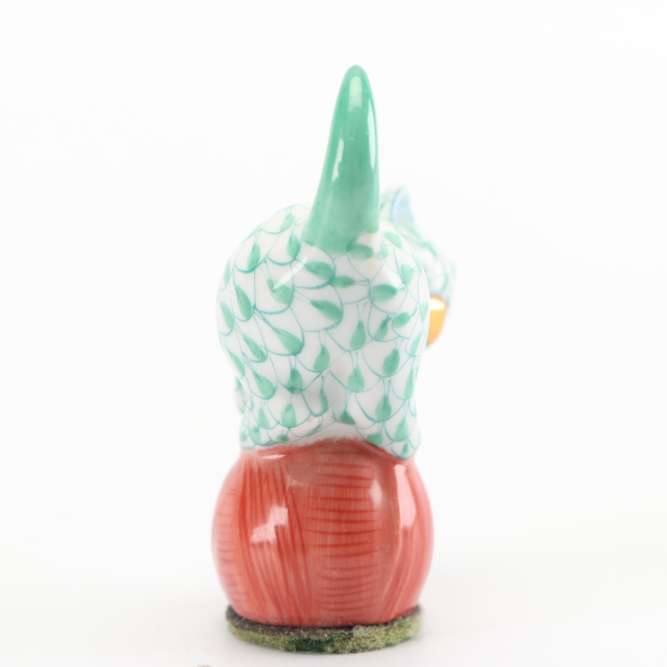 Herend Hungary Kitten On Yarn Figurine