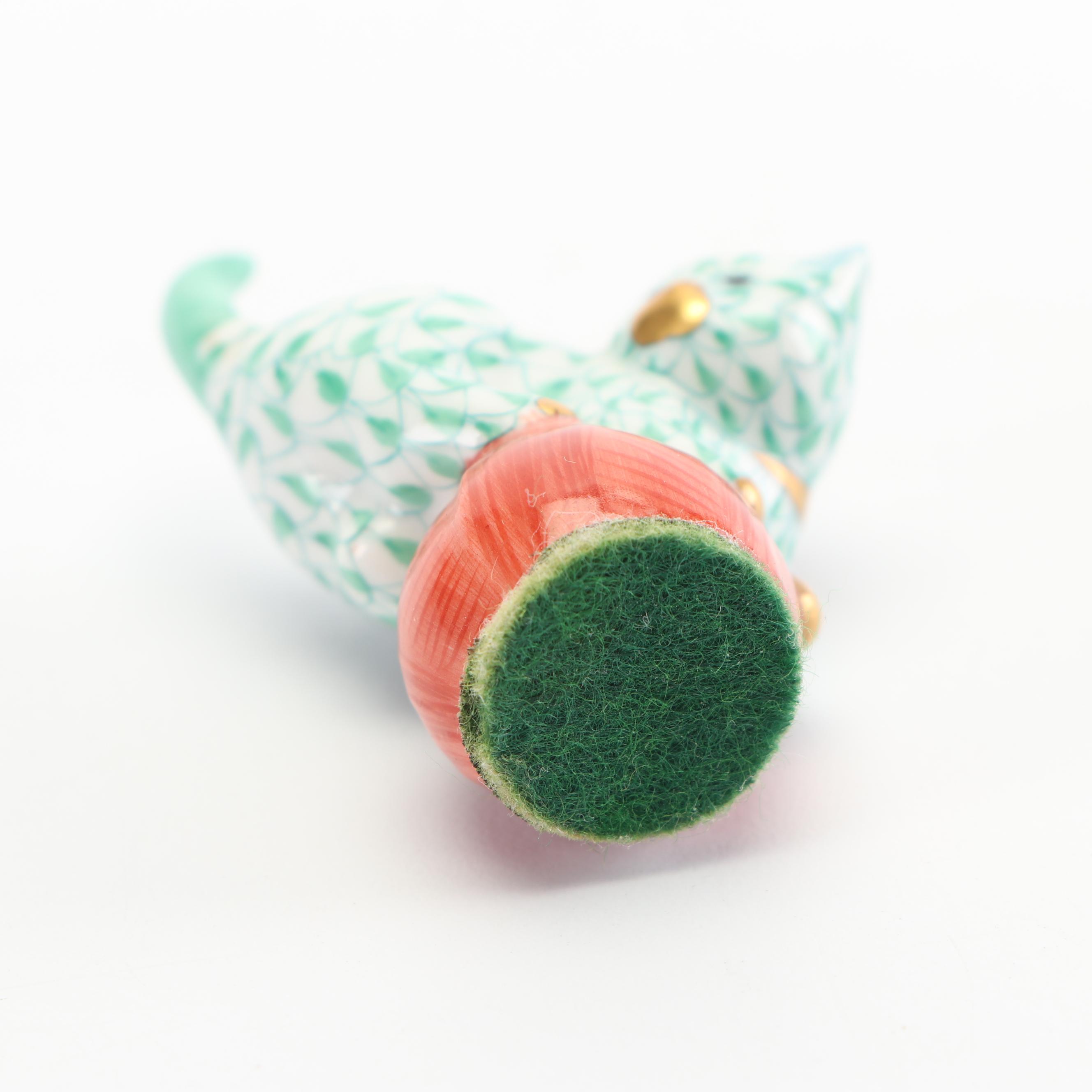 Herend Hungary Kitten On Yarn Figurine