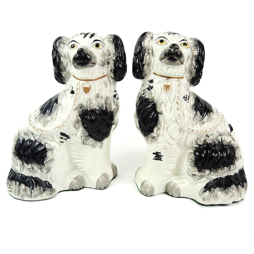 Staffordshire Spaniel Porcelain Figurines, 19th Century