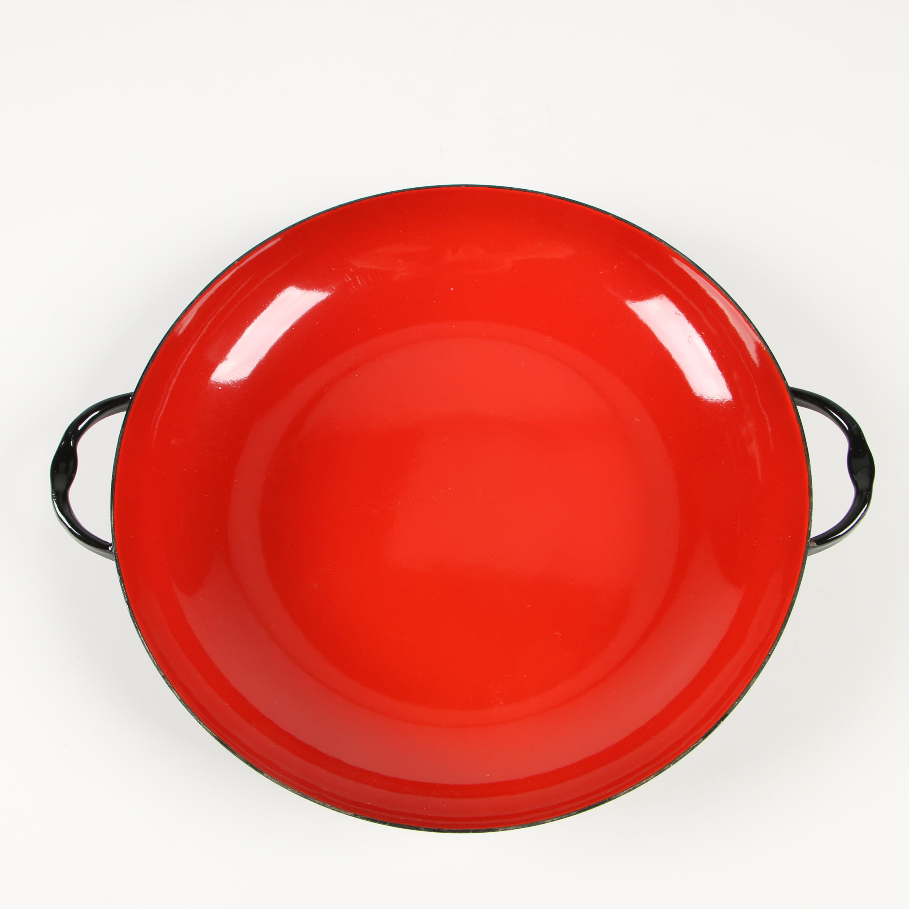 Caravelle "Sizzling Servers" Enamel Cookware with Mugs