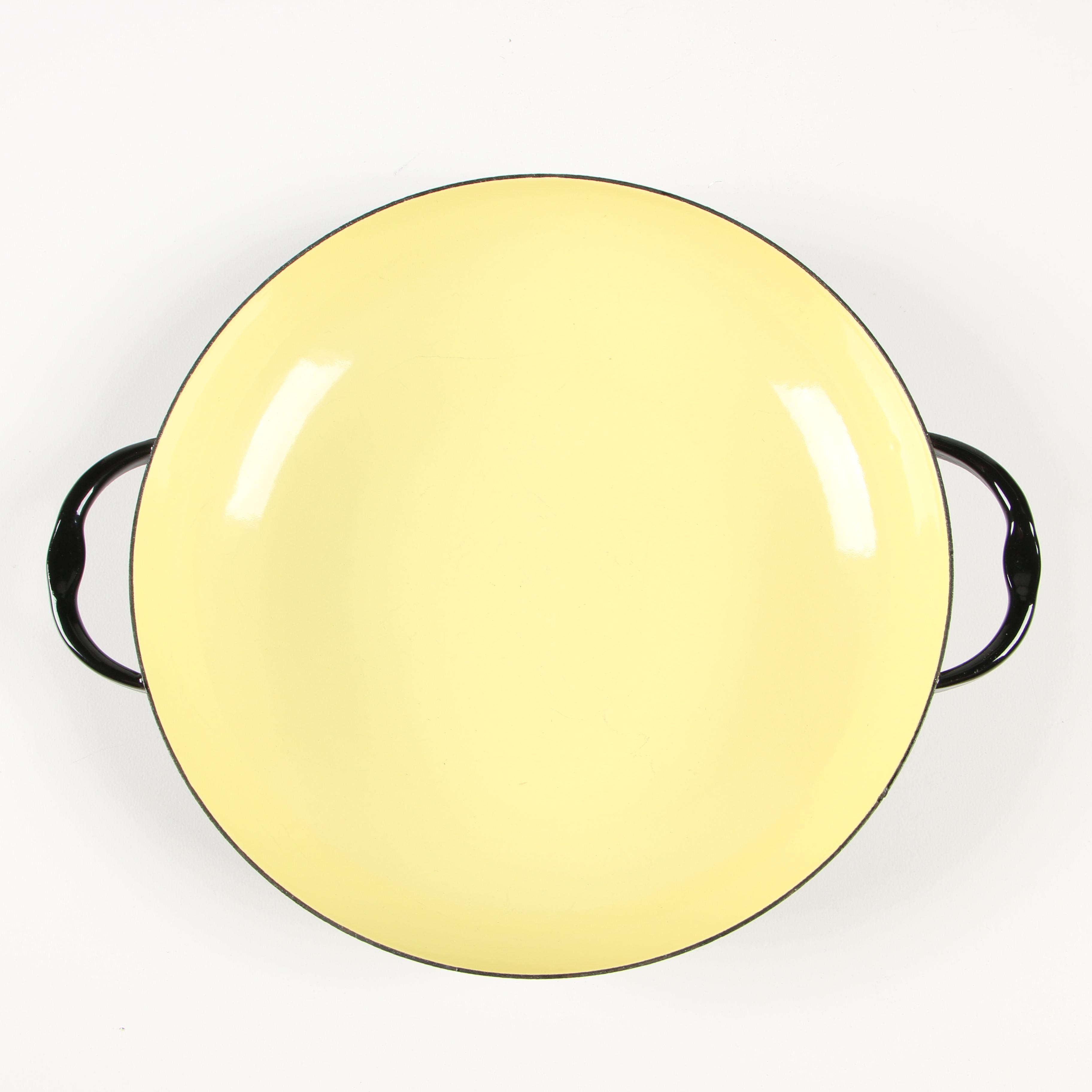 Caravelle "Sizzling Servers" Enamel Cookware with Mugs