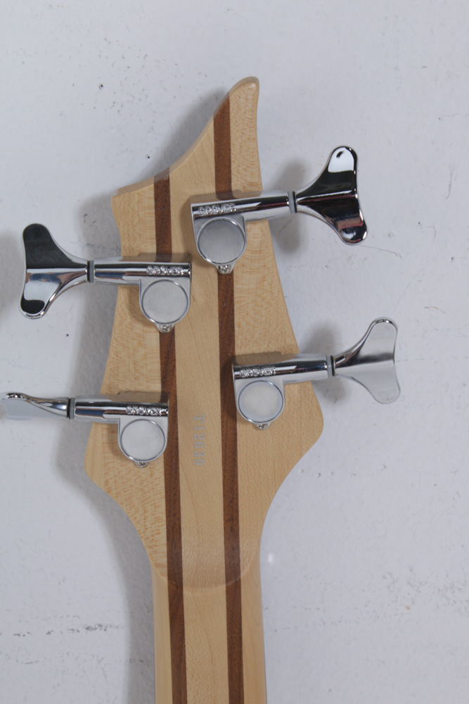 Traben AP4 Four-String Electric Guitar