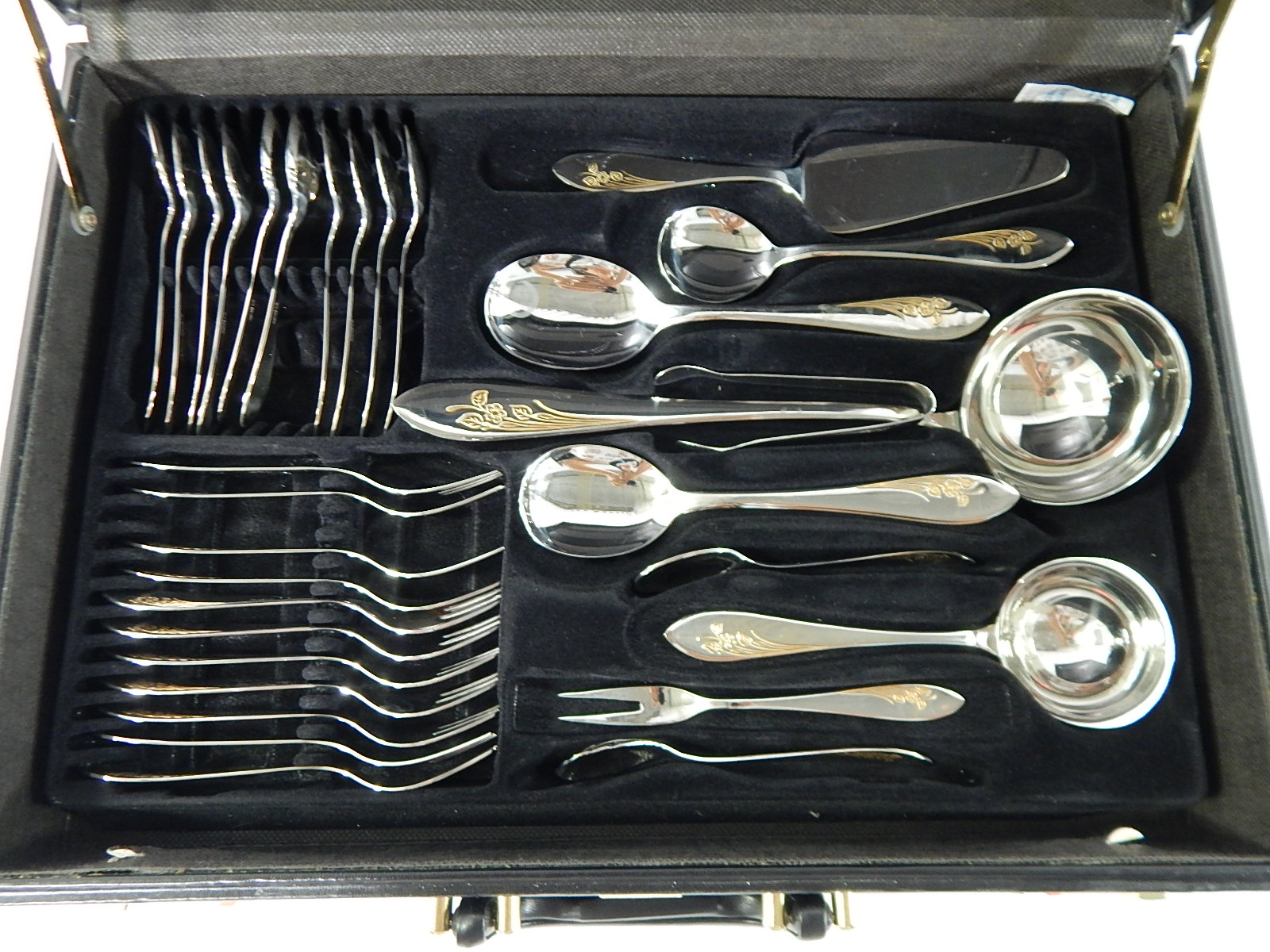 Rostfrei Edelstahl 18/10 Solingen Germany Stainless Steel Flatware with Case