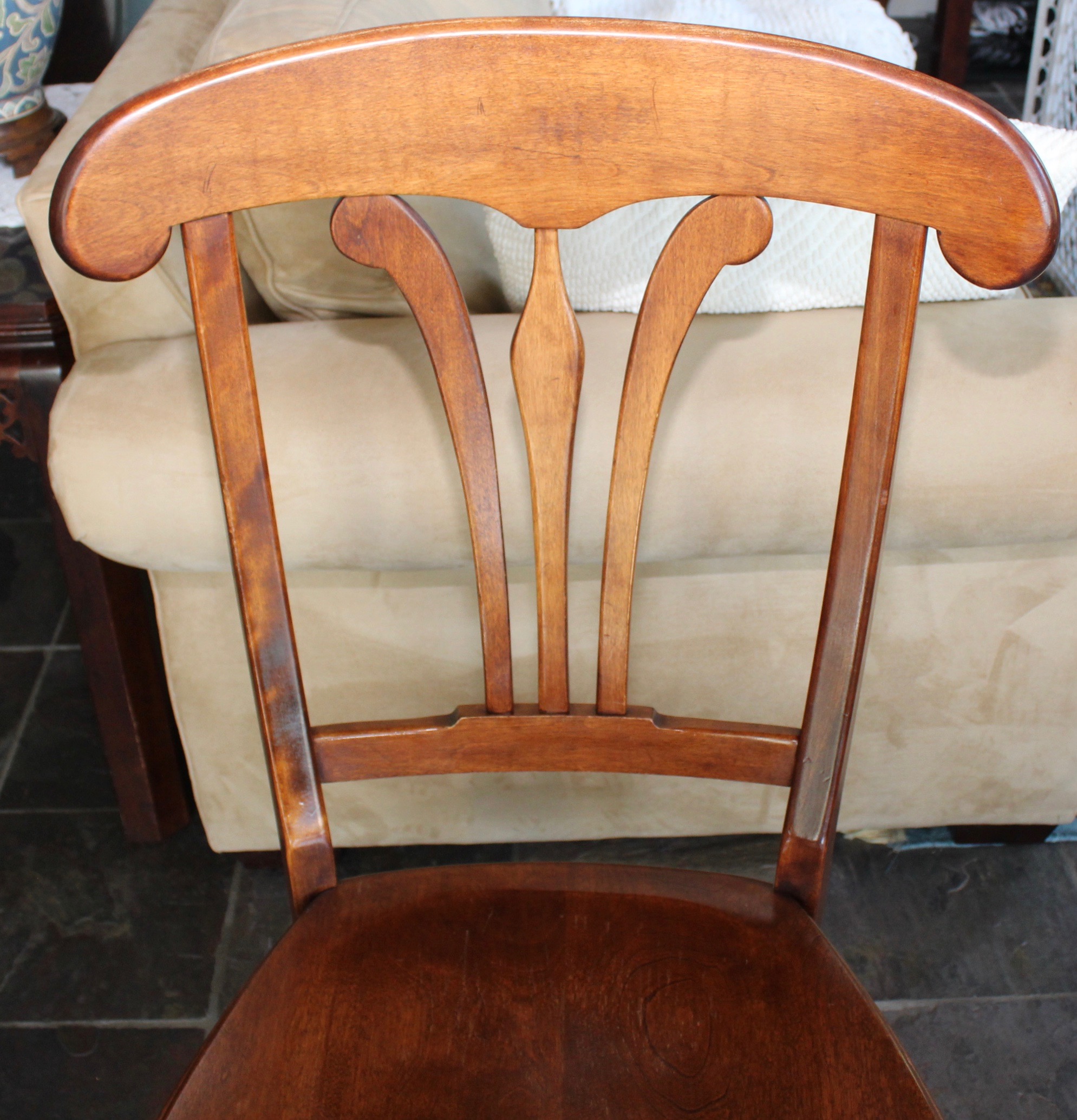 Nichols & Stone Co. Leaf Dining Table and Chairs