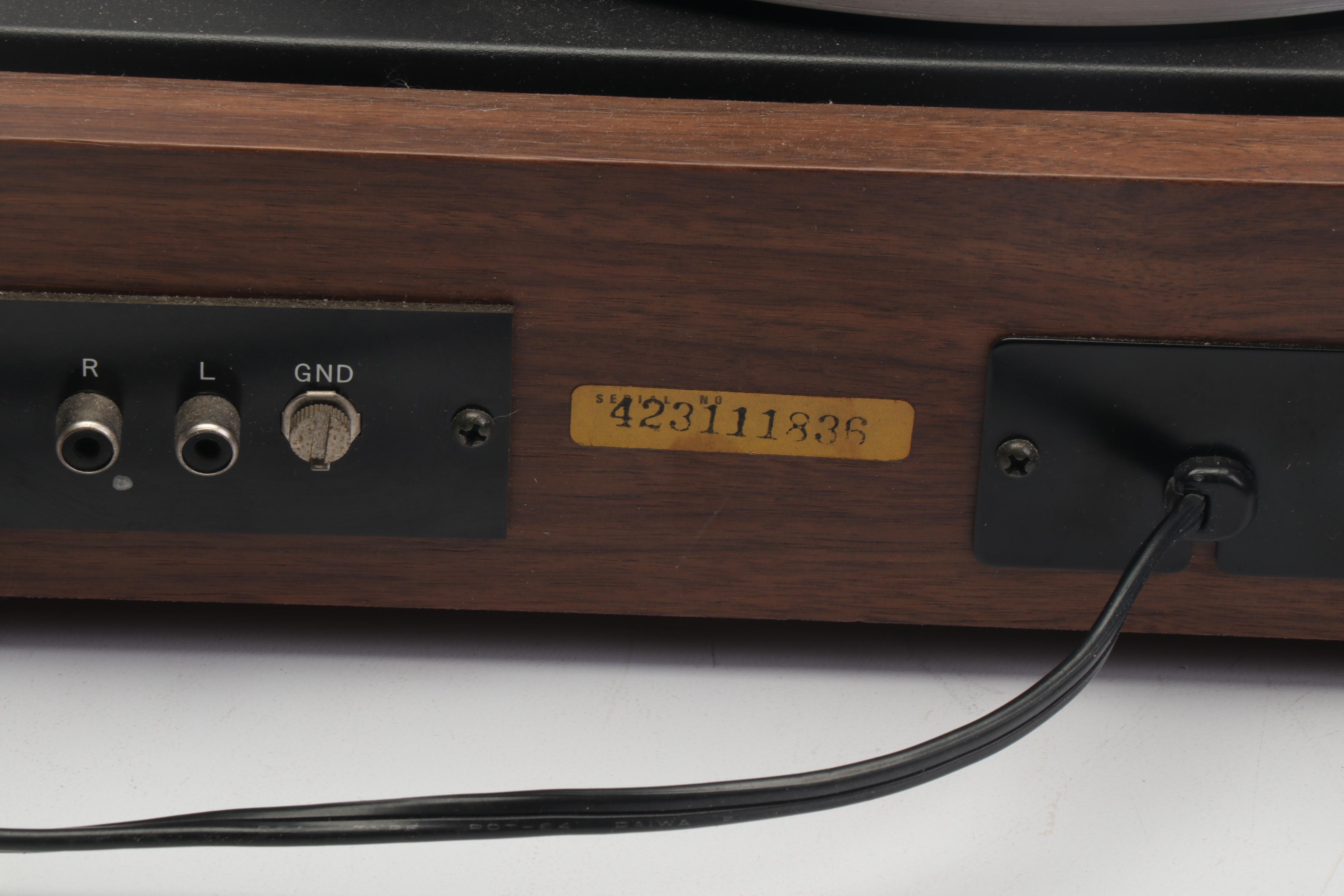 Sansui SR-212 Auto-Return Turntable