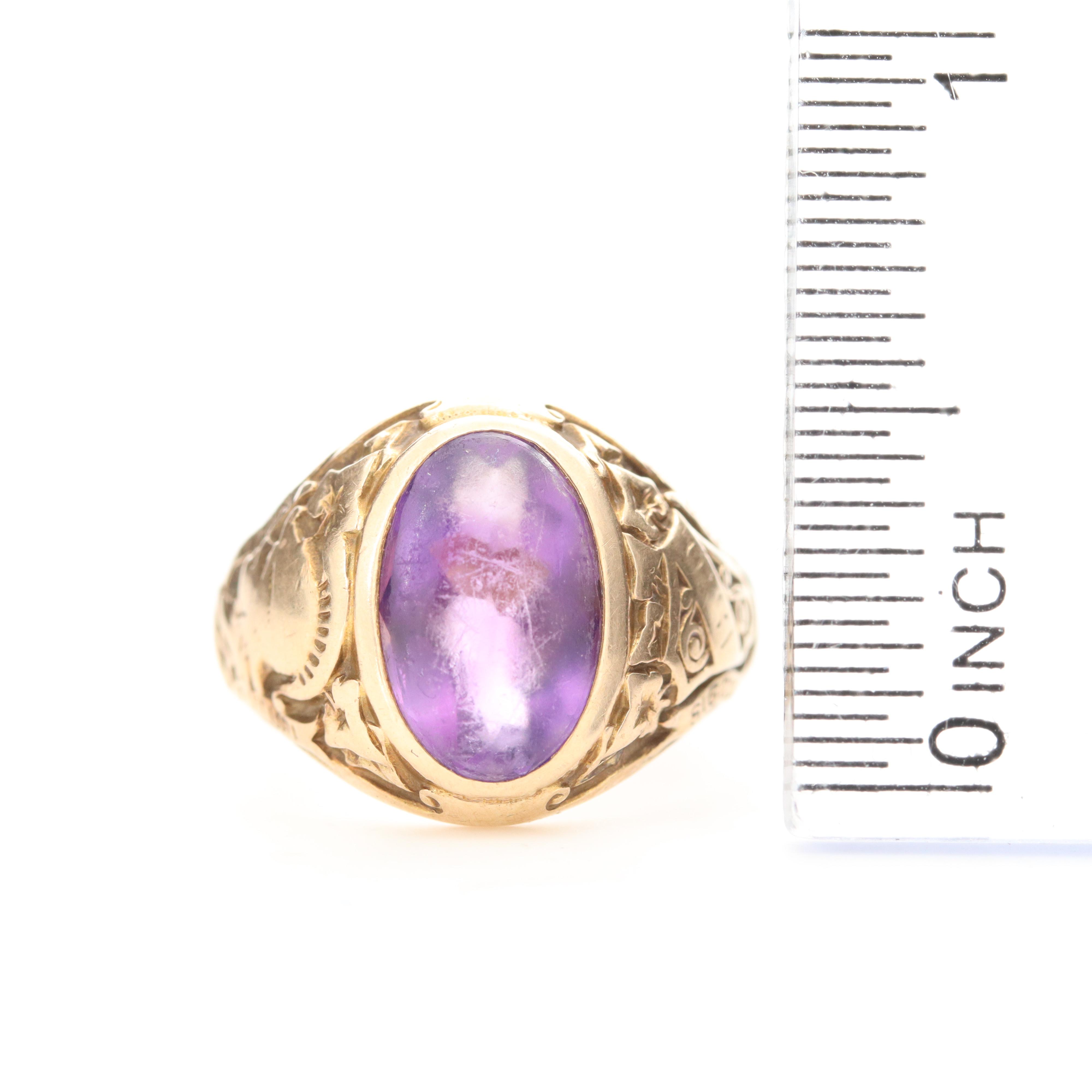 Vintage Tiffany & Co. Amethyst 14K Yellow Gold Hunter College Class Ring