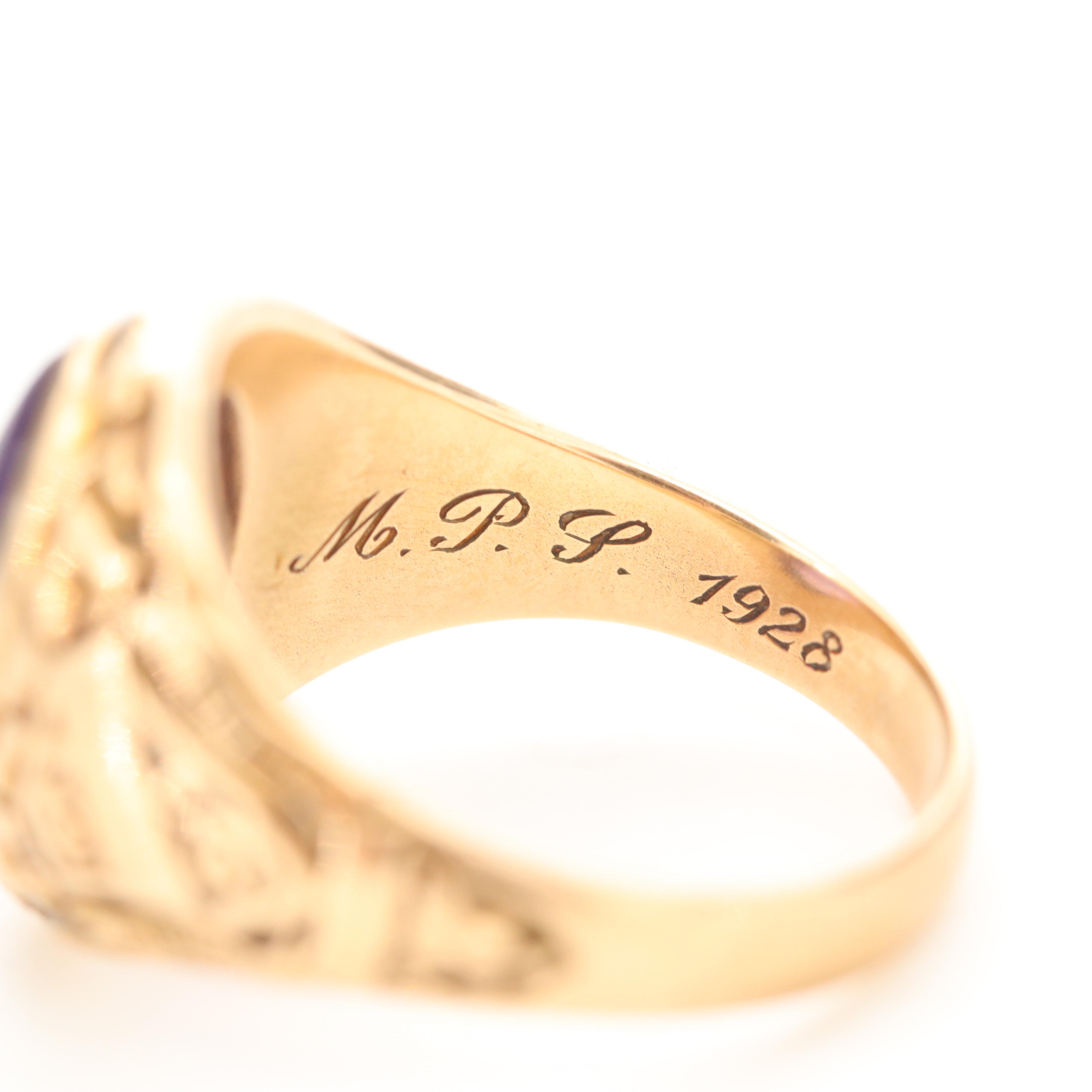 Vintage Tiffany & Co. Amethyst 14K Yellow Gold Hunter College Class Ring