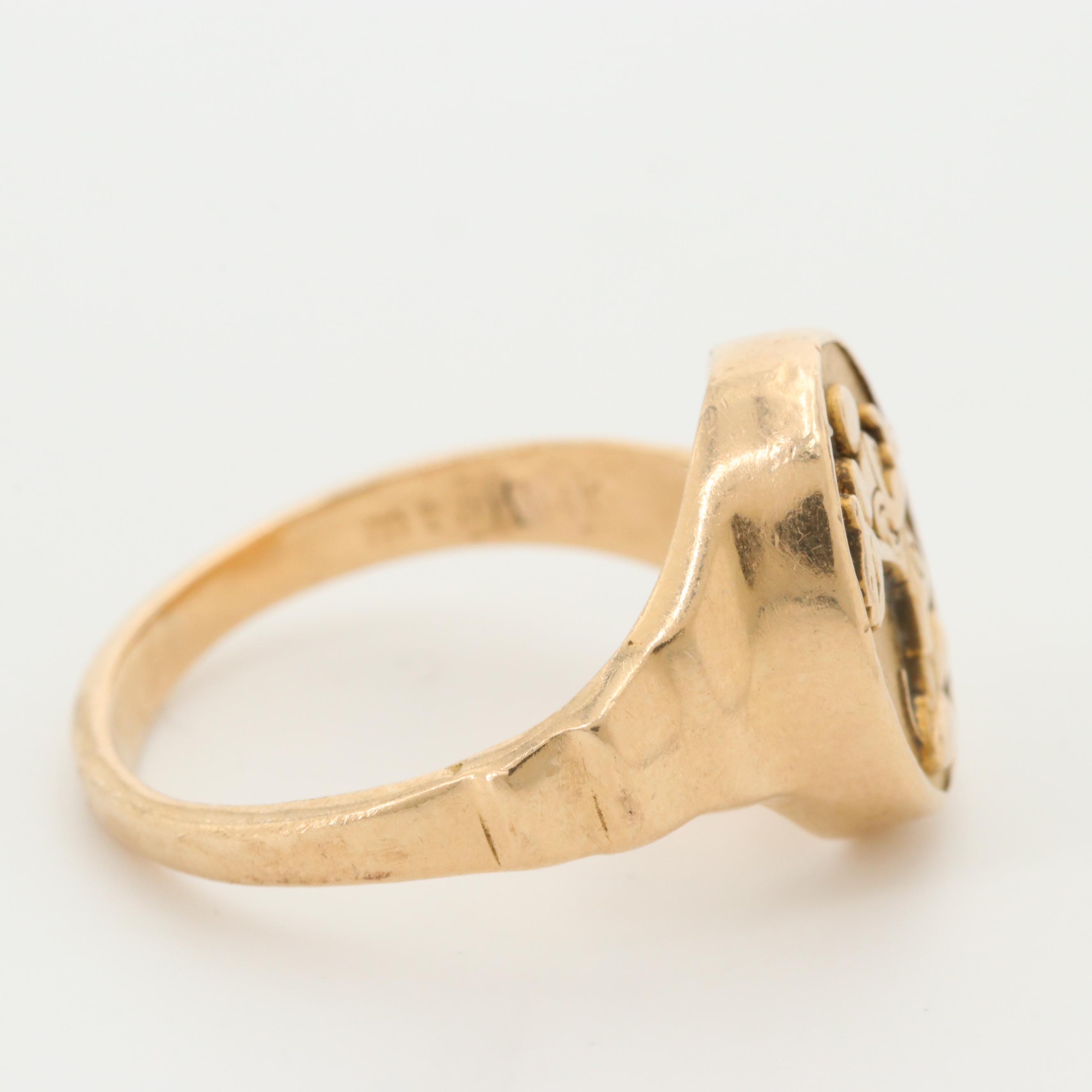 Vintage 14K Yellow Gold Mickey Mouse Signet Ring