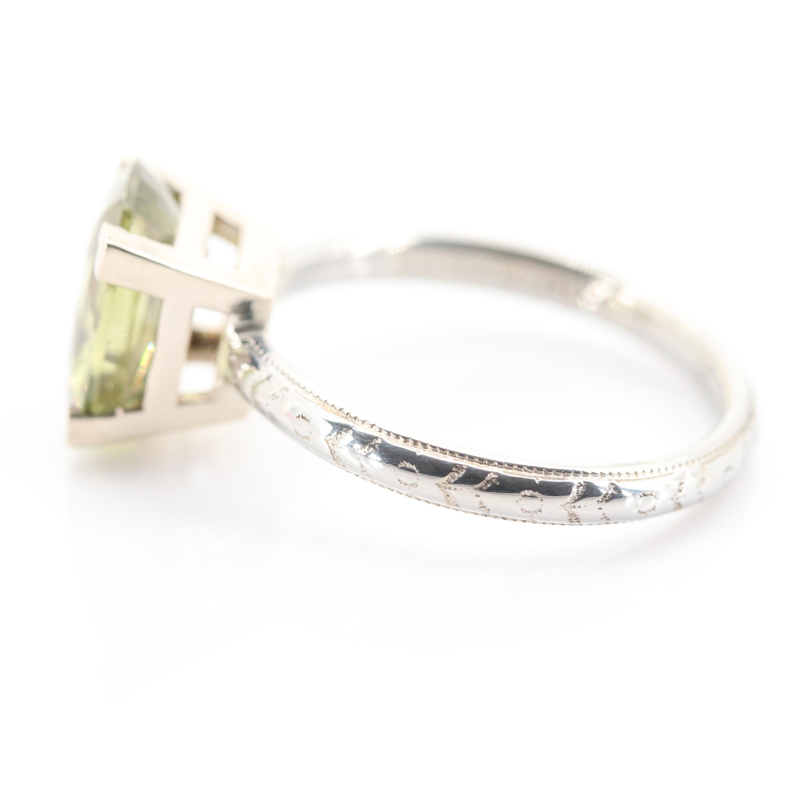 18K White Gold Alexandrite Ring