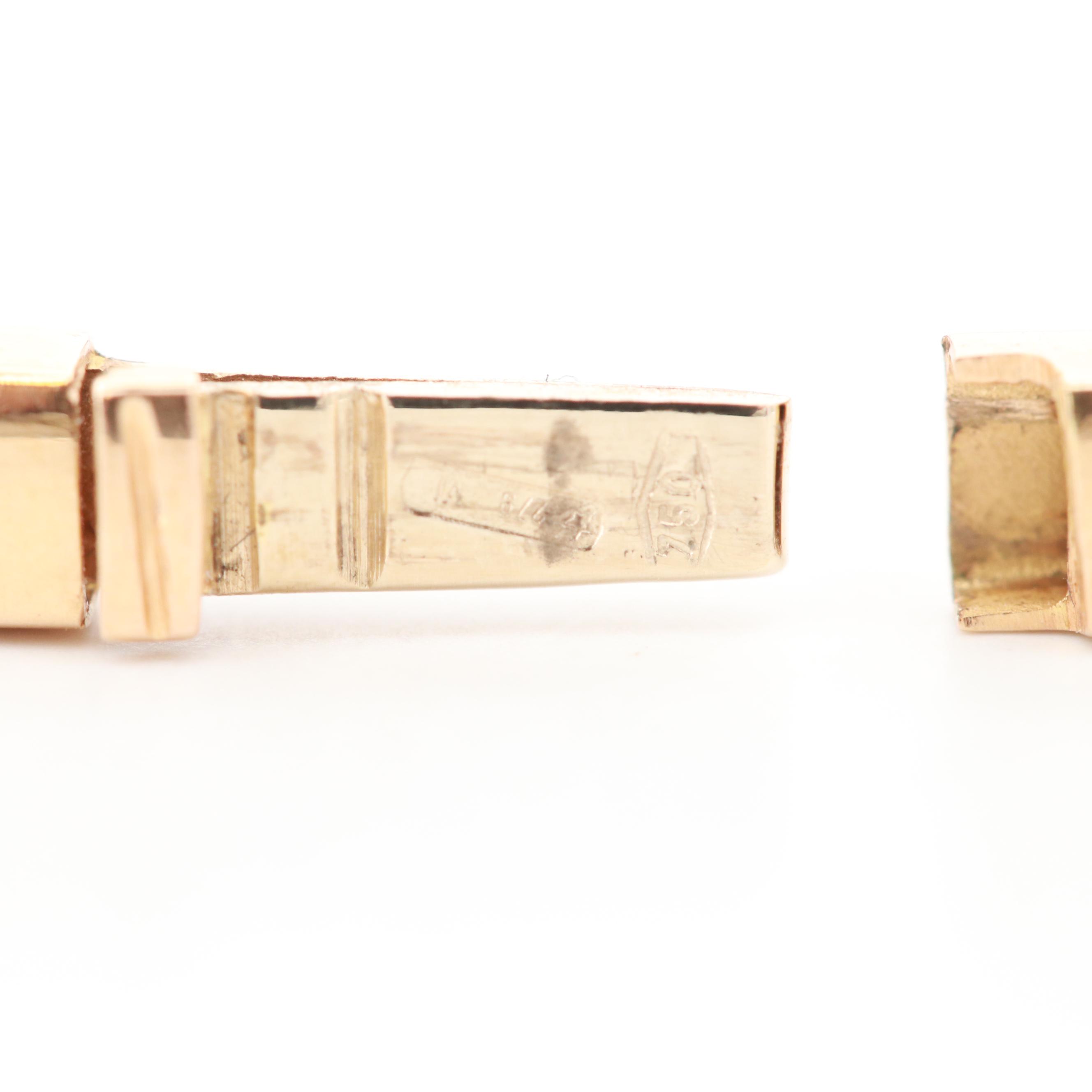 18K Yellow Gold Bangle Bracelet