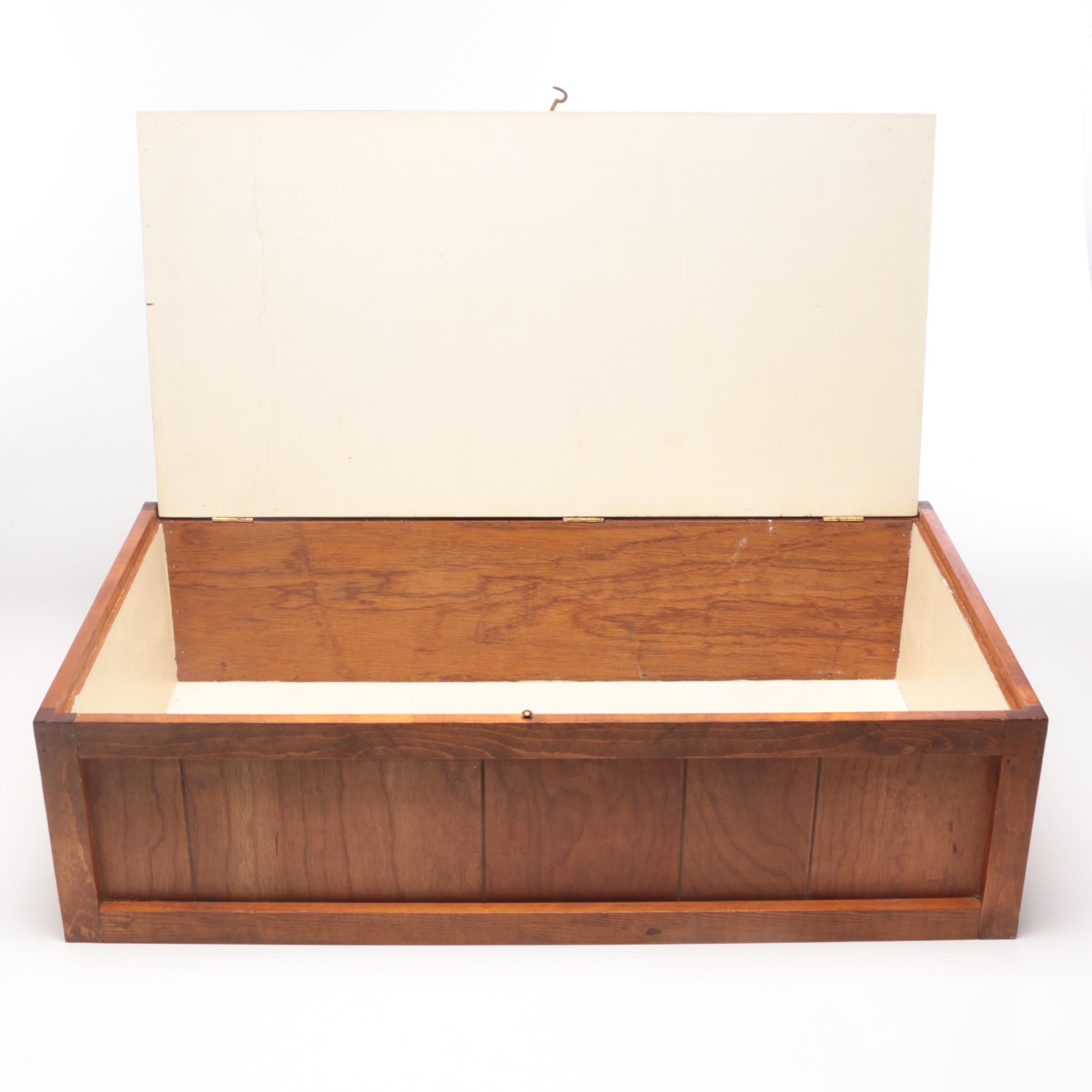 Barbie Deluxe Reading Dream Kitchen and Trunk, 1961