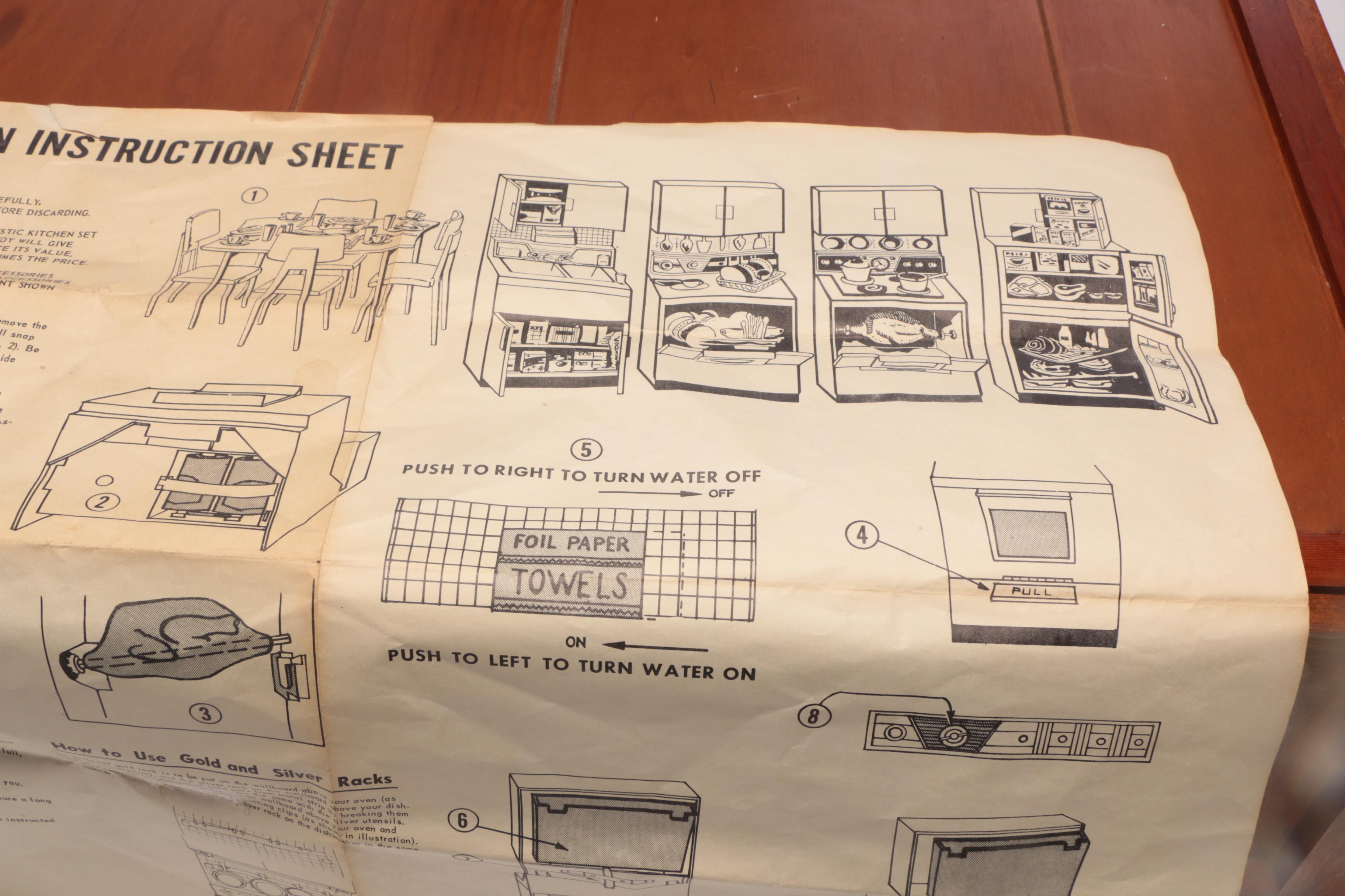 Barbie Deluxe Reading Dream Kitchen and Trunk, 1961