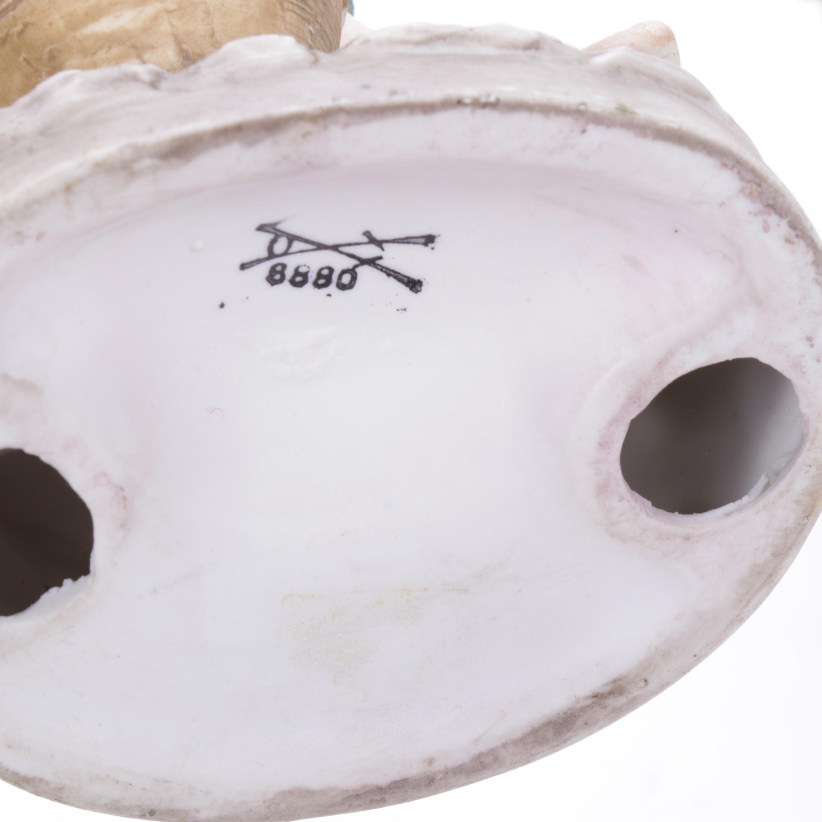 Porcelain Figurines Featuring HomCo