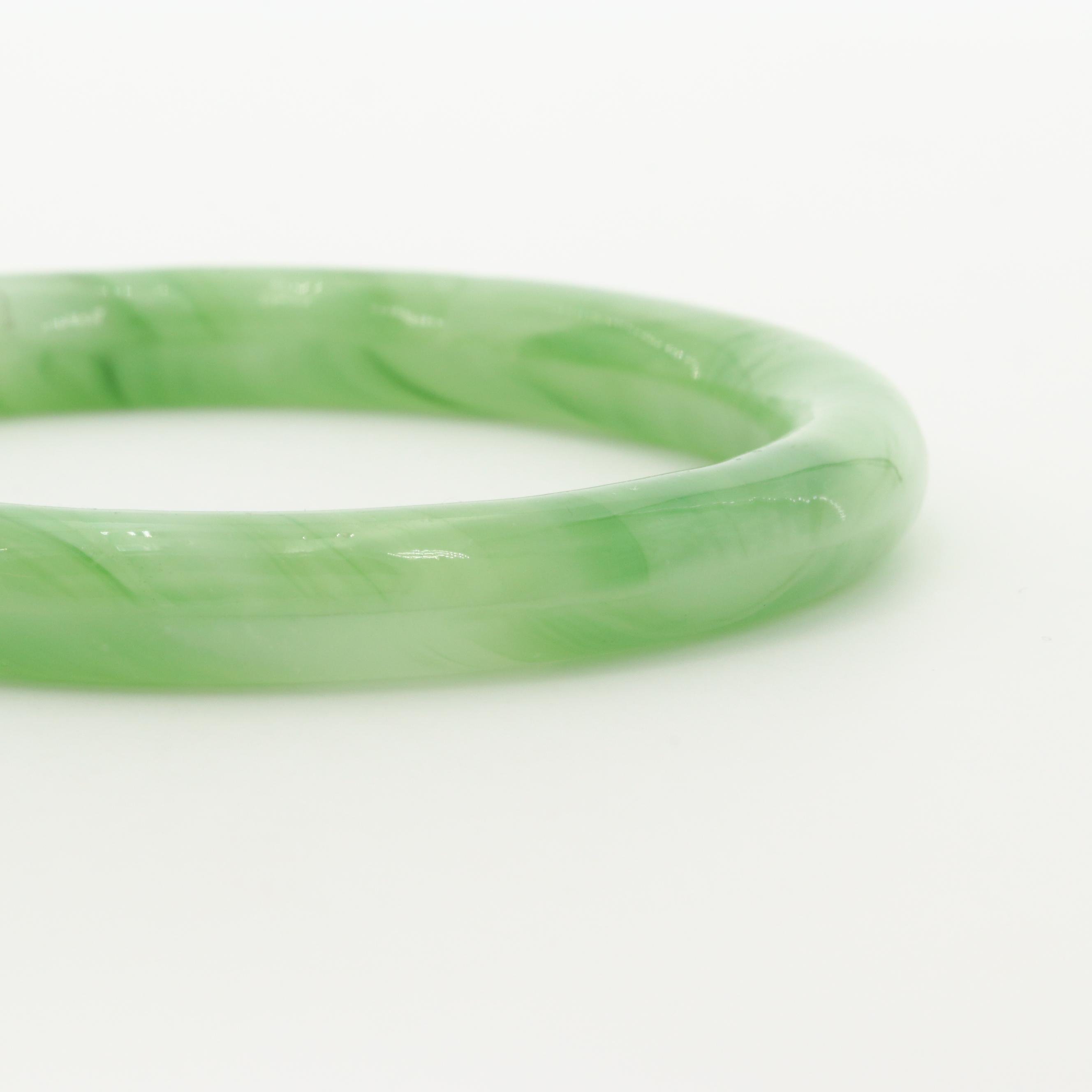 Solid Glass Bangle Bracelet