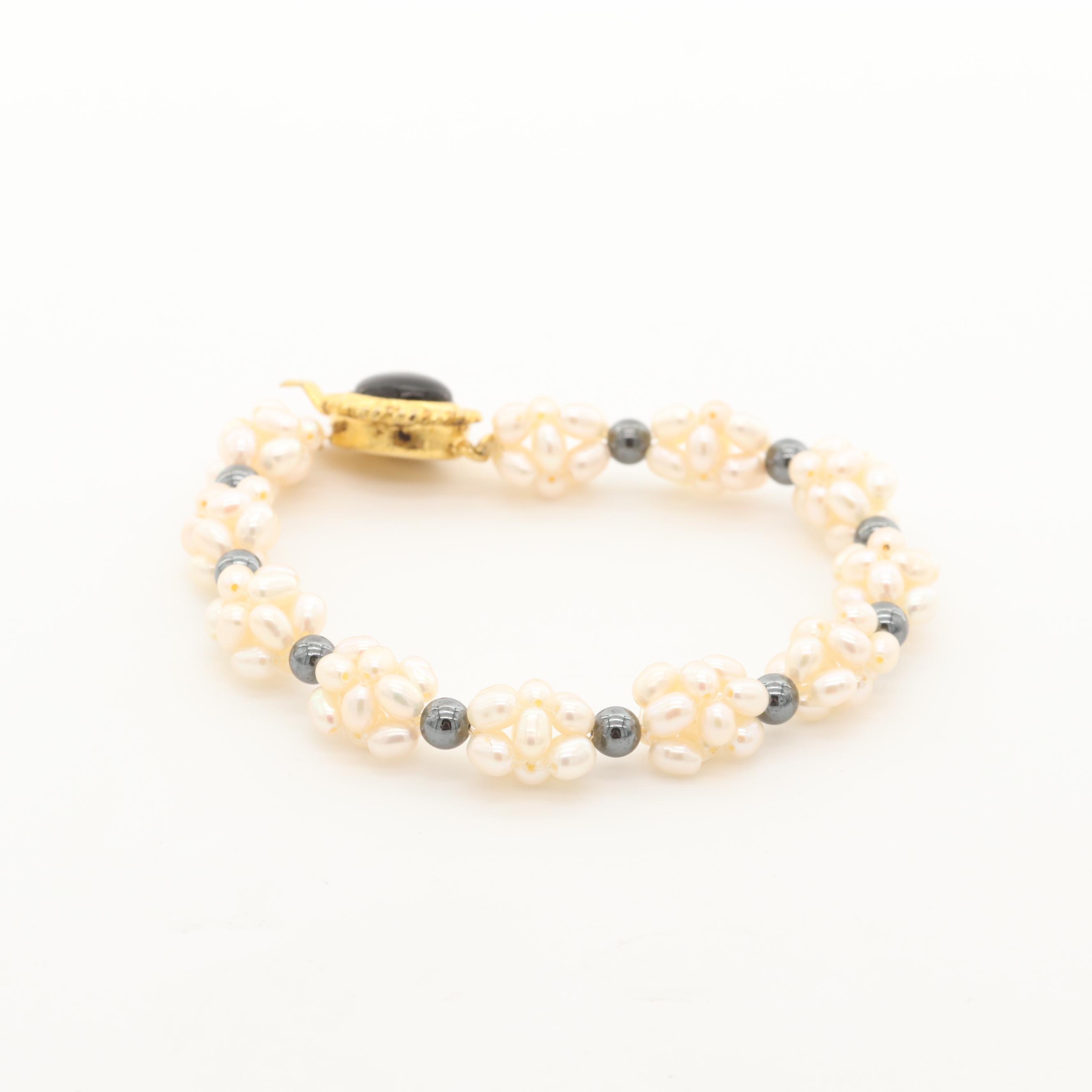 Hematite, Imitation Onyx, and Culture Pearl Bracelet