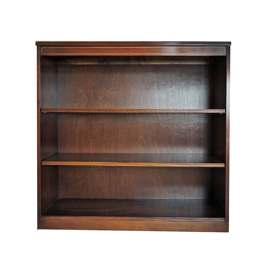 Transitional / Federal Style String-Inlaid Mahogany Bookcase