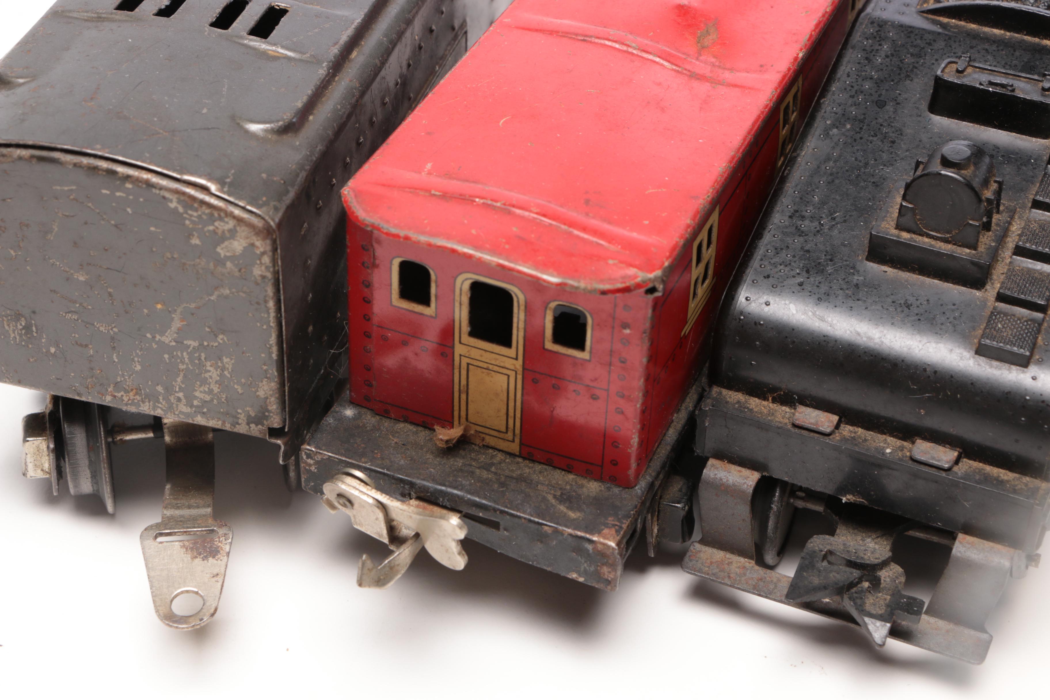 Pre-War Lionel Model Train Cars with Track, 1930s Vintage