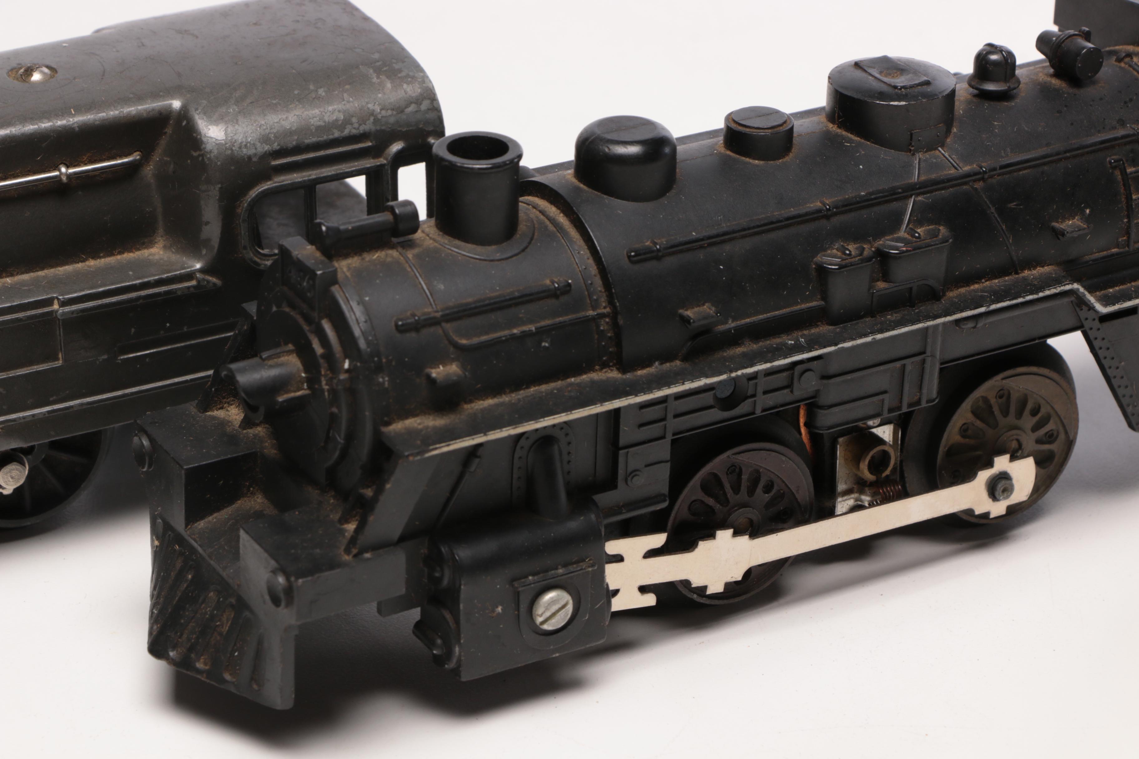 Pre-War Lionel Model Train Cars with Track, 1930s Vintage