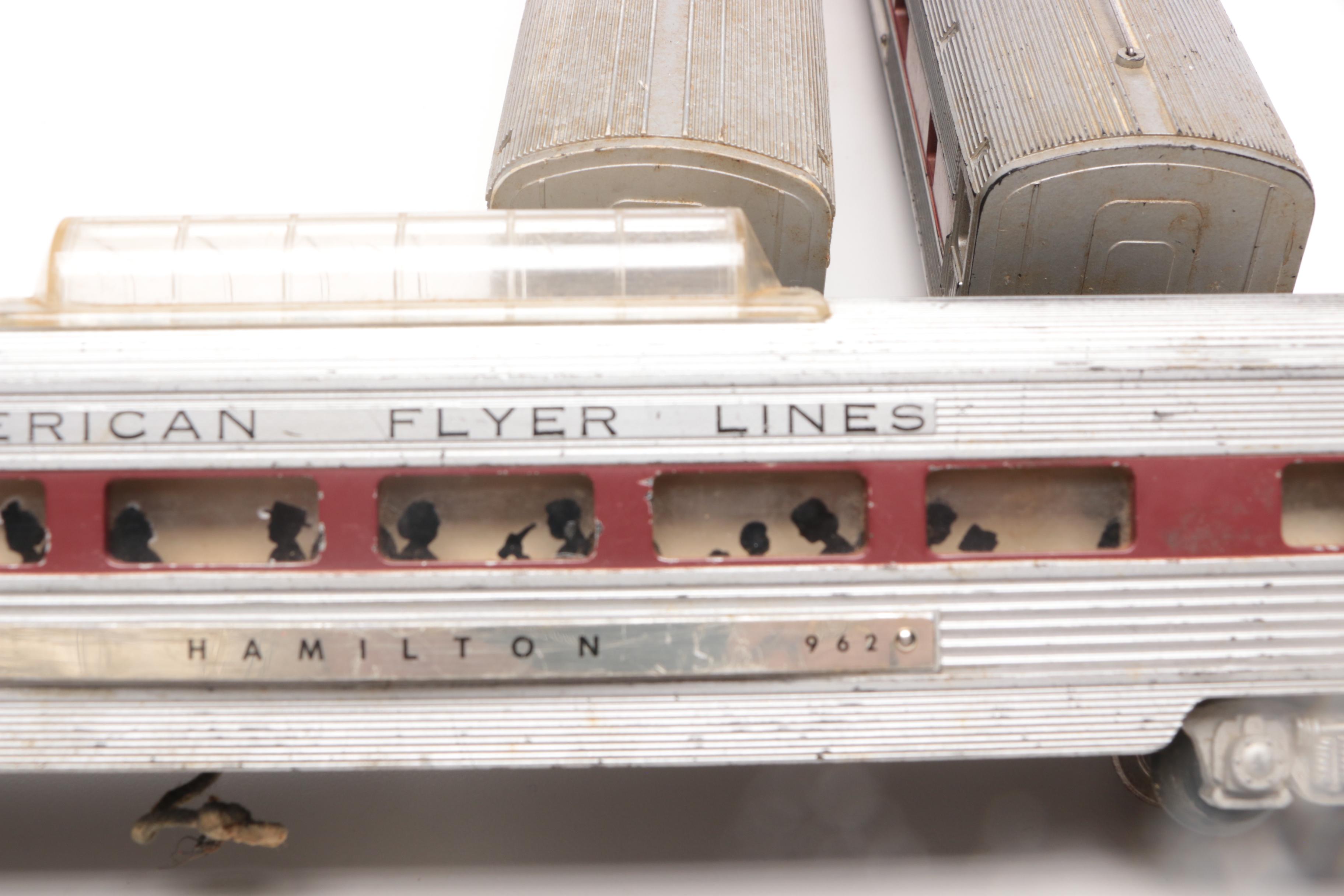 Pre-War Lionel Model Train Cars with Track, 1930s Vintage