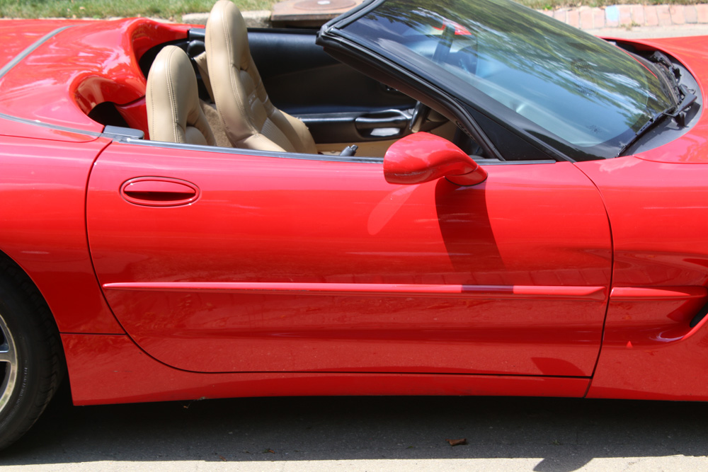 2004 Chevrolet Corvette Convertible in Magnetic Red Metallic