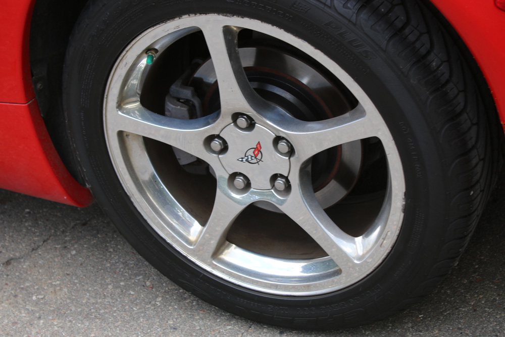 2004 Chevrolet Corvette Convertible in Magnetic Red Metallic