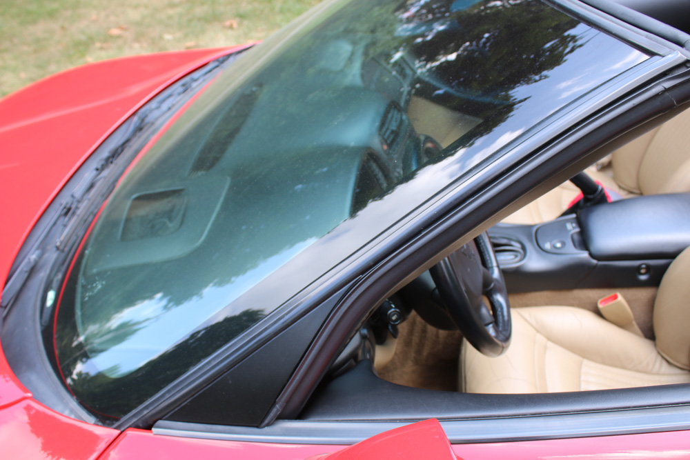 2004 Chevrolet Corvette Convertible in Magnetic Red Metallic