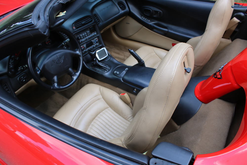 2004 Chevrolet Corvette Convertible in Magnetic Red Metallic