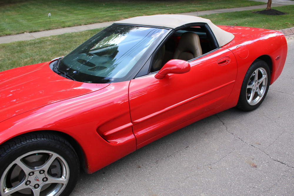 2004 Chevrolet Corvette Convertible in Magnetic Red Metallic