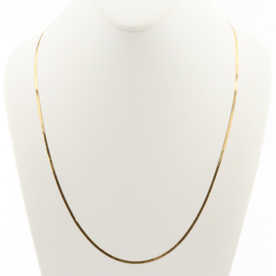 18K Yellow Gold Herringbone Chain Necklace