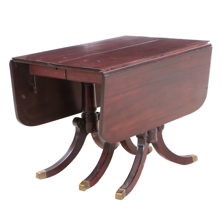 Duncan Phyfe Federal Style Wood Drop Leaf Table