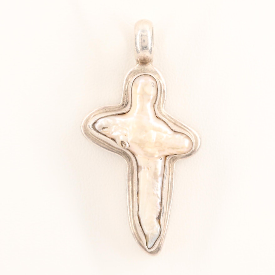 900 Silver Cultured Pearl Cross Pendant