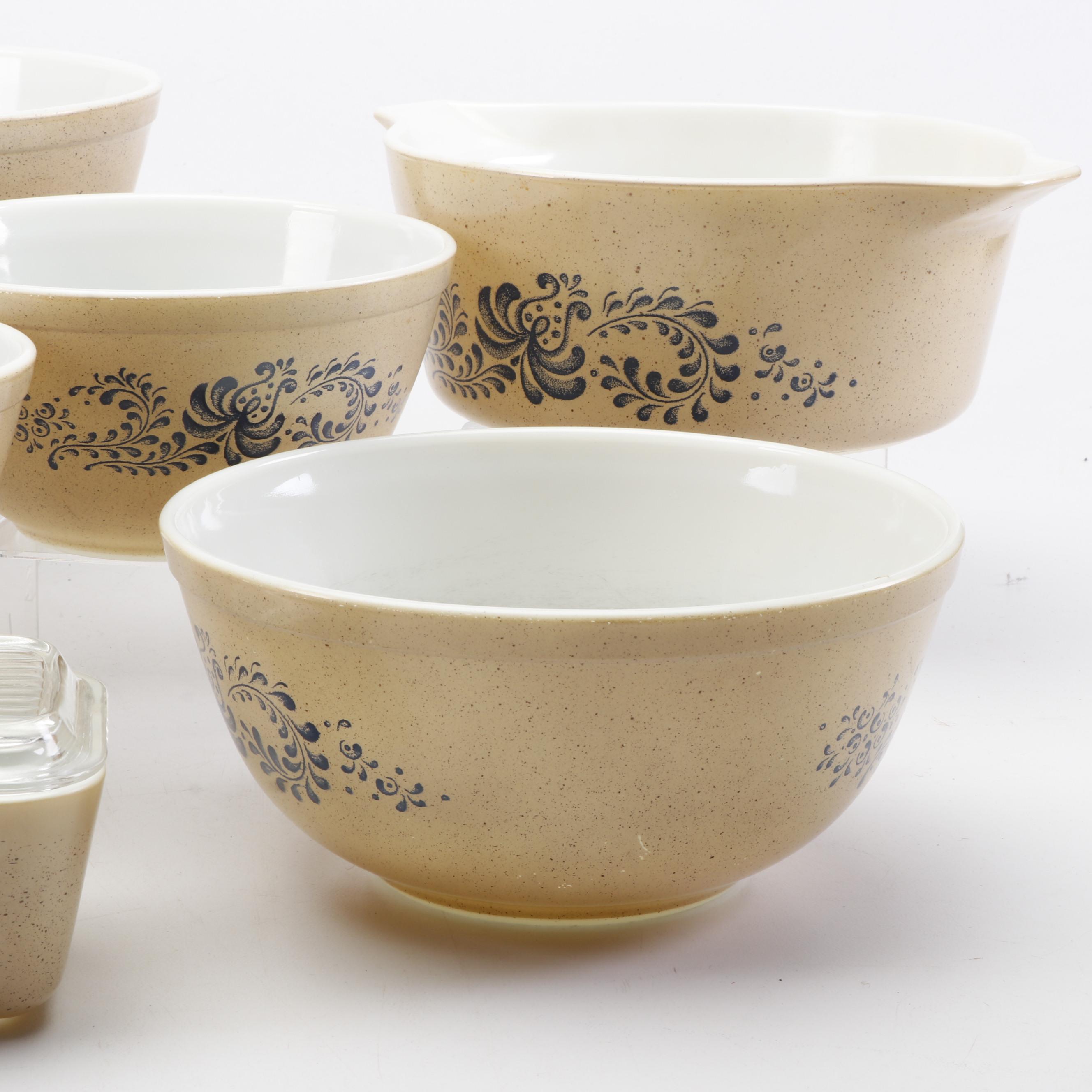 Set of Pyrex "Homestead" Brown Speckled Mixing Bowls and Refrigerator Dish