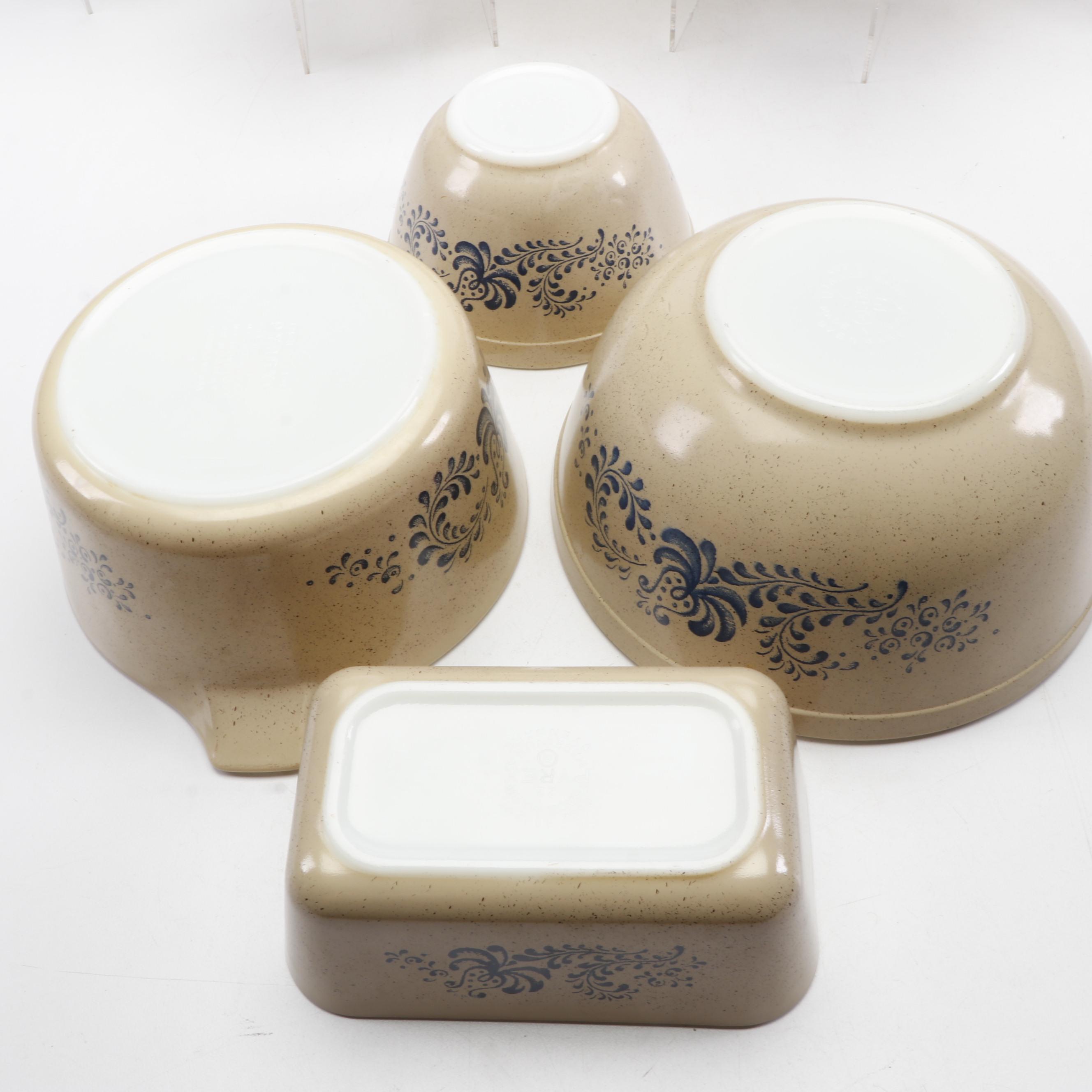 Set of Pyrex "Homestead" Brown Speckled Mixing Bowls and Refrigerator Dish