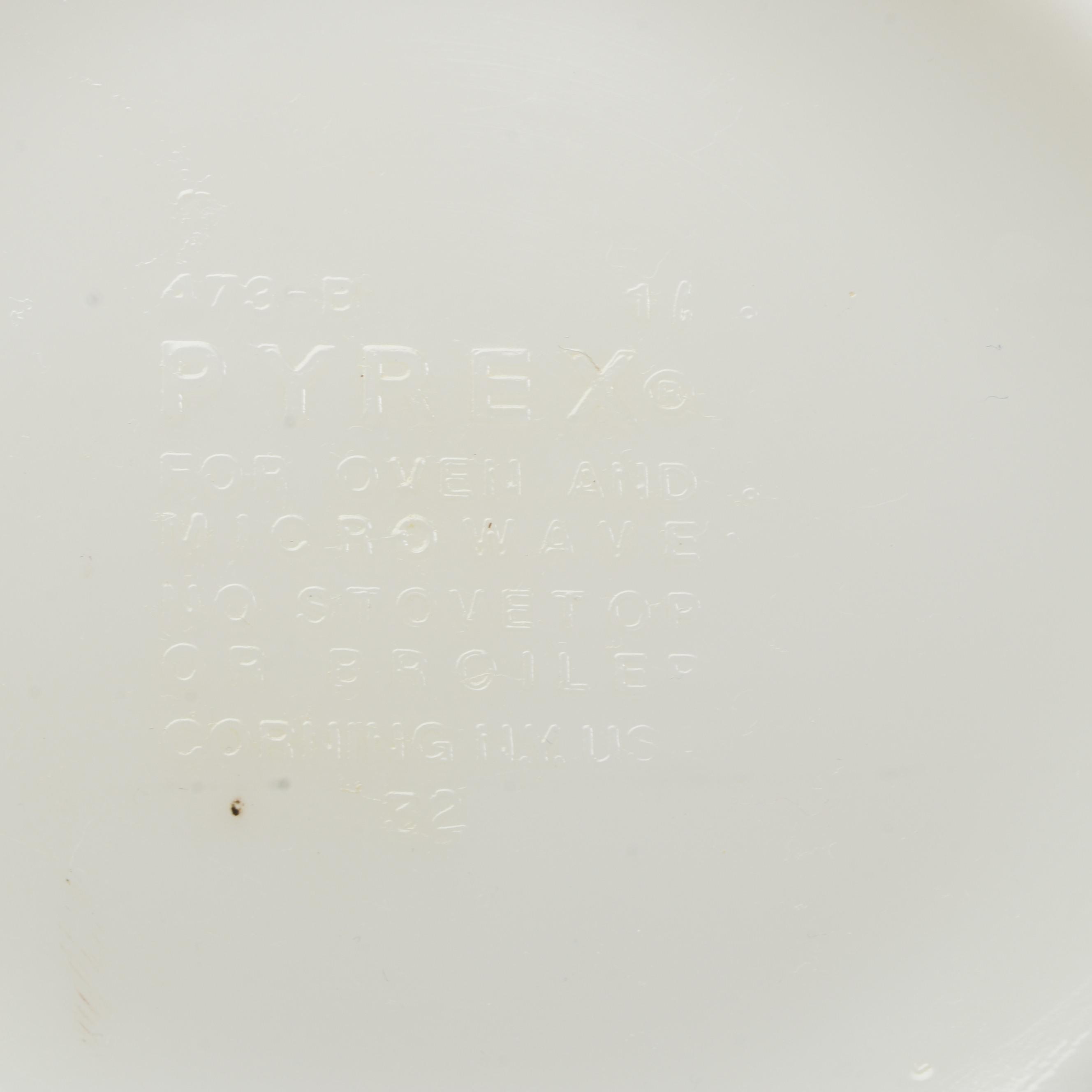 Set of Pyrex "Homestead" Brown Speckled Mixing Bowls and Refrigerator Dish