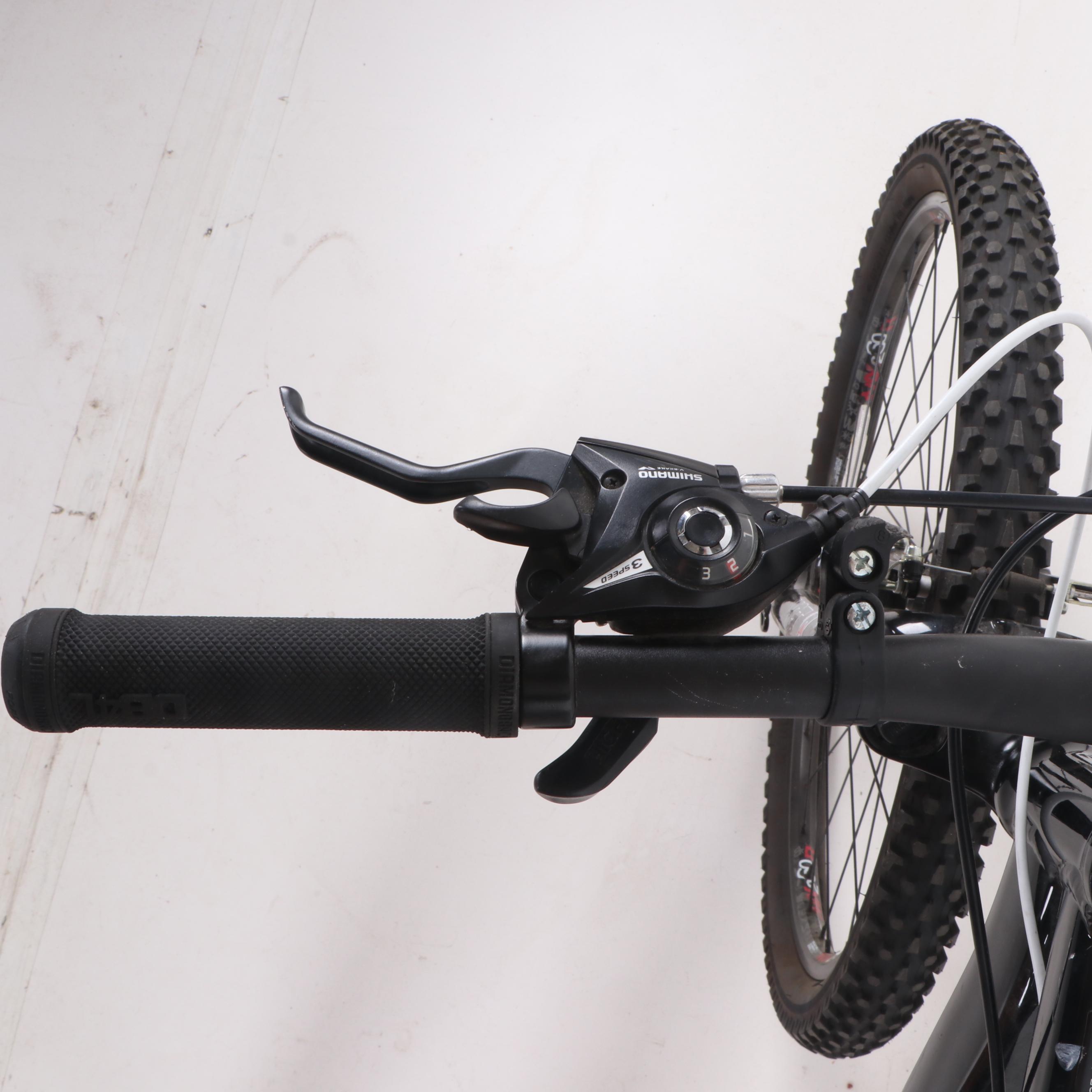 Diamondback XCT Mountain Bike
