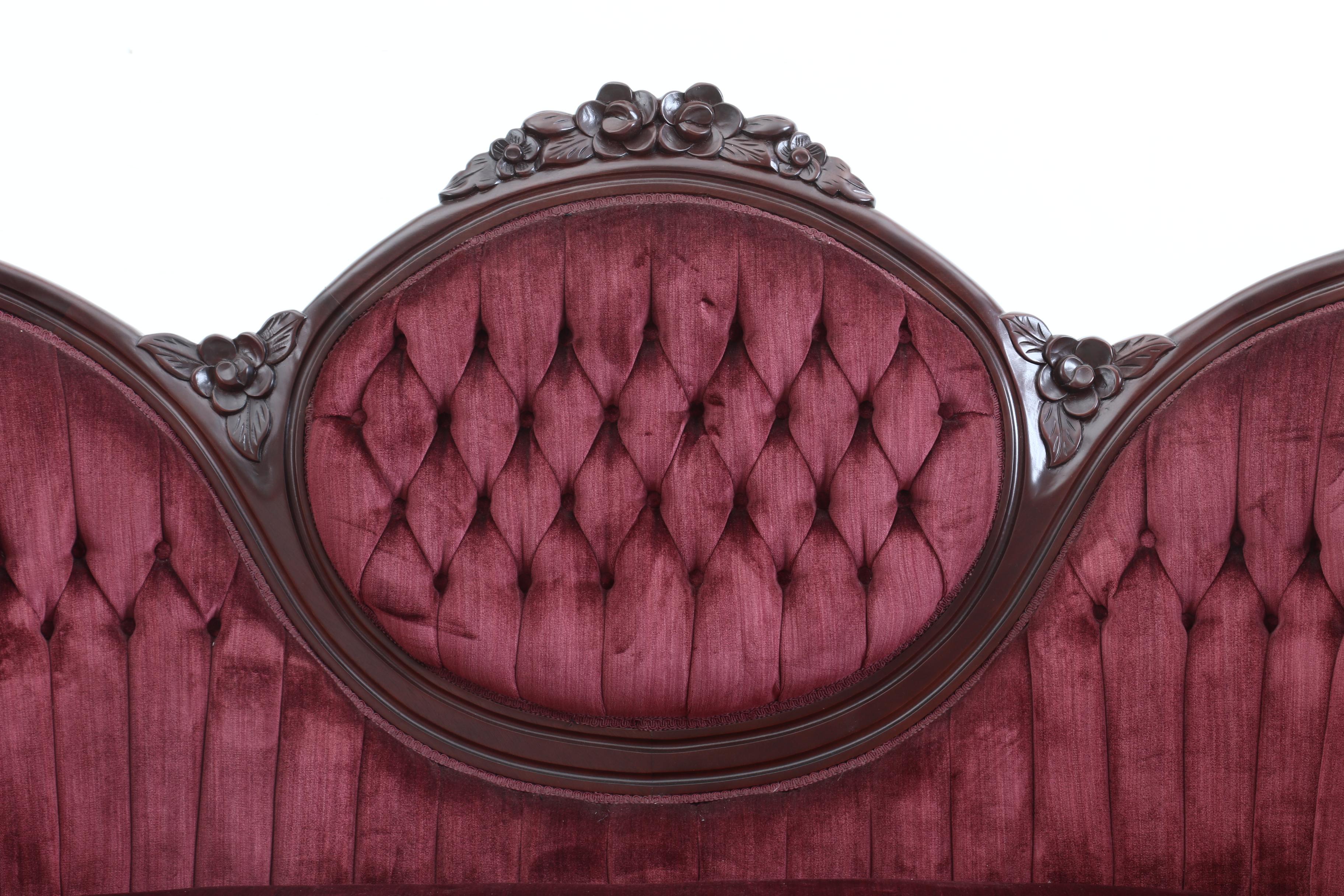 Kimball Reproductions Victorian Style Tufted Walnut Sofa, Late 20th Century