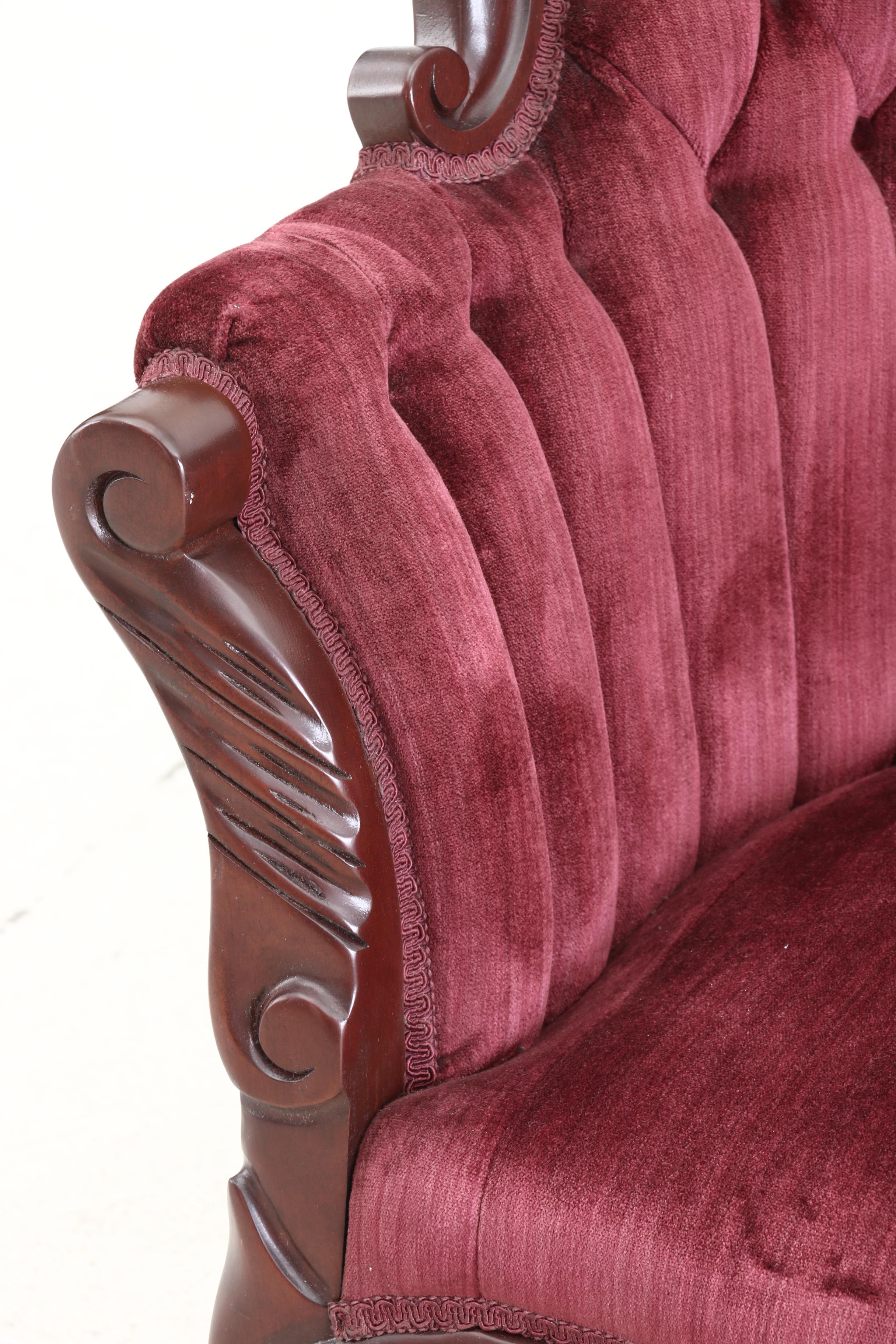 Kimball Reproductions Victorian Style Tufted Walnut Sofa, Late 20th Century