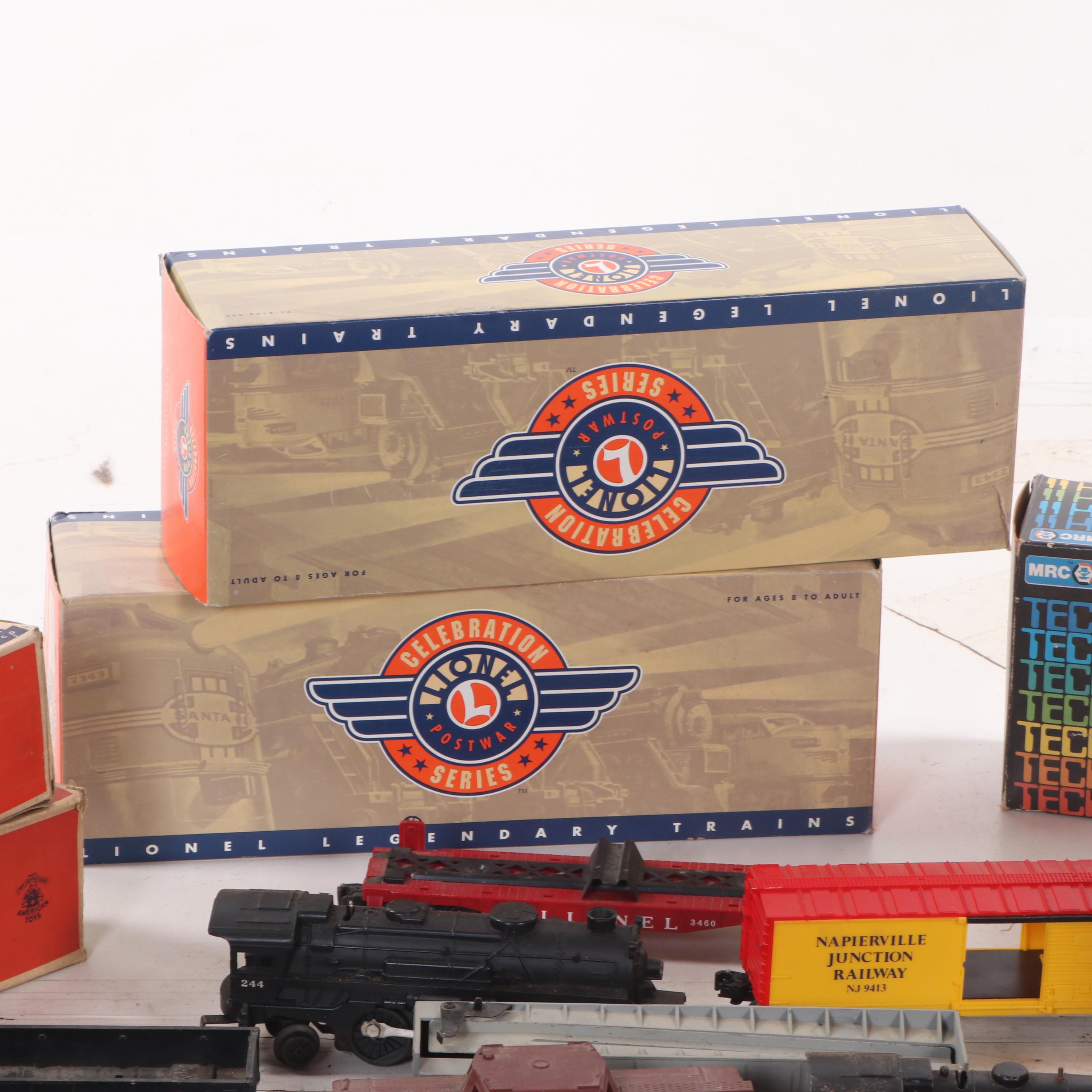 Lionel Scale O Motorized Model Train Cars, Transformers, Tracks, and Accessories