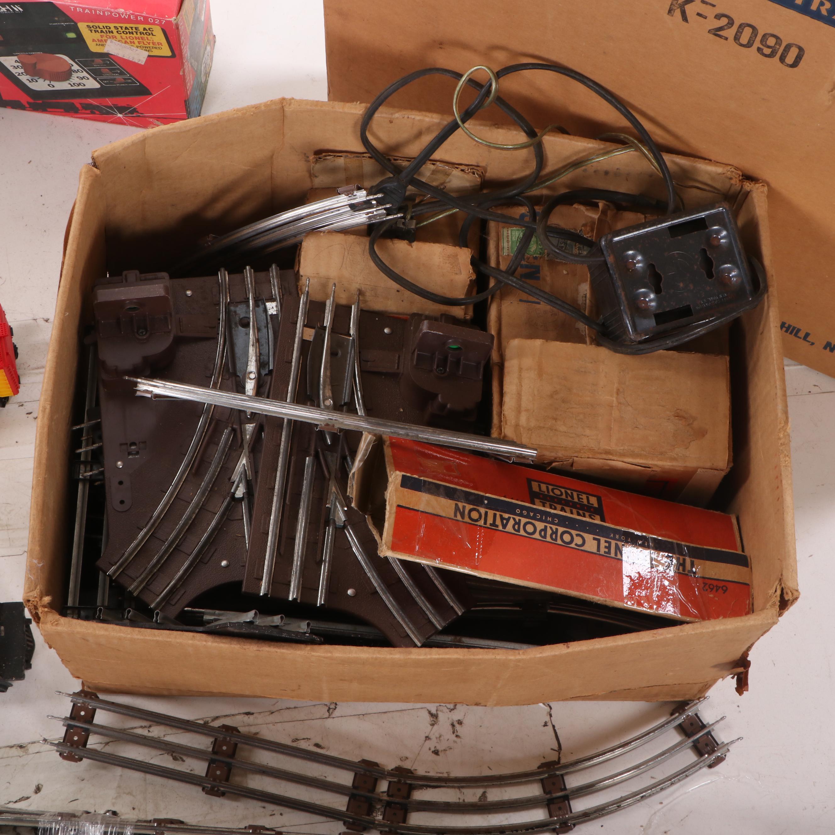 Lionel Scale O Motorized Model Train Cars, Transformers, Tracks, and Accessories