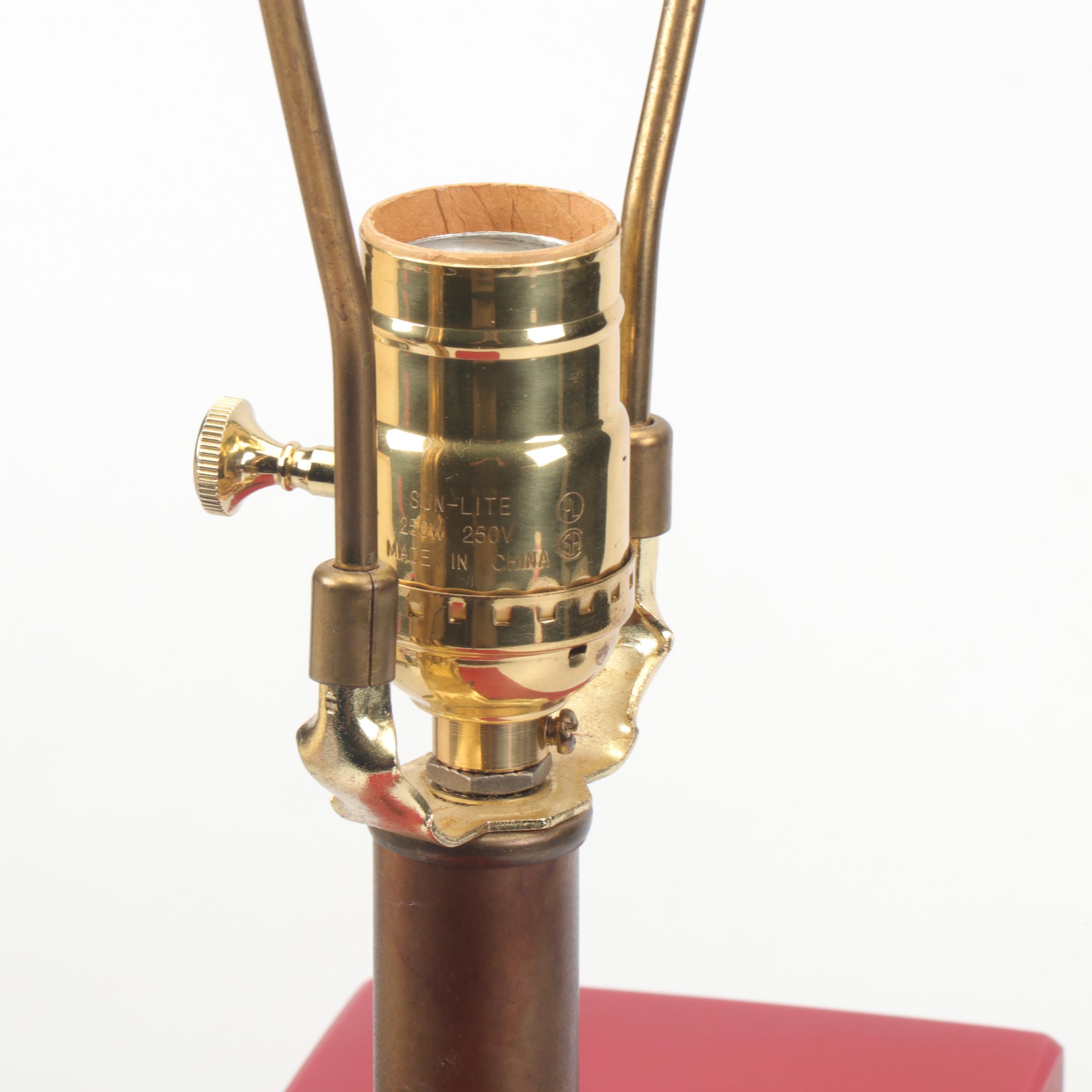 Martha Sturdy Red Resin Sculptural Table Lamp, Late 20th Century