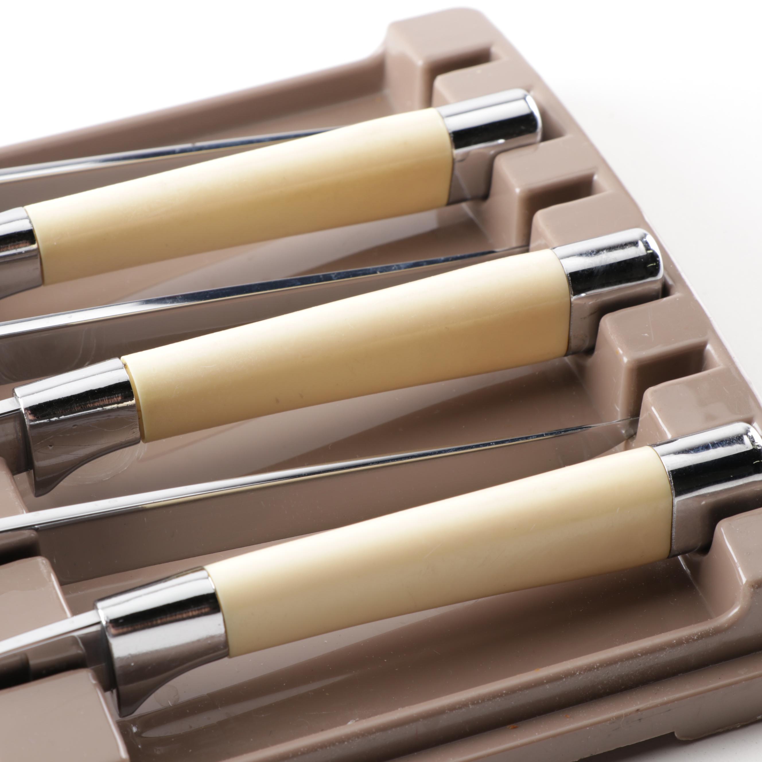 Carvel Hall Steak Knife Set