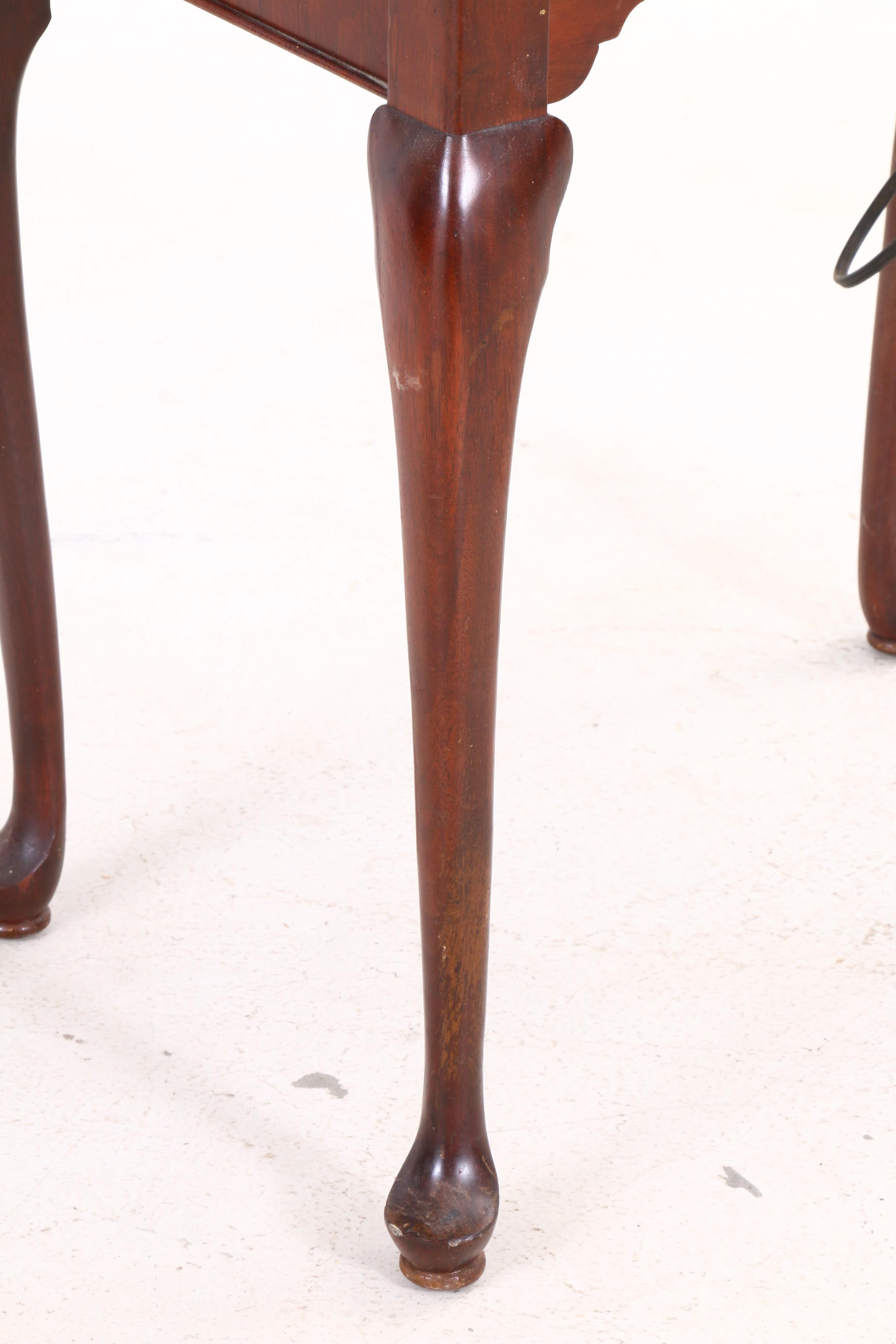 Vintage Singer Sewing Machine in Walnut Queen Anne Style Cabinet