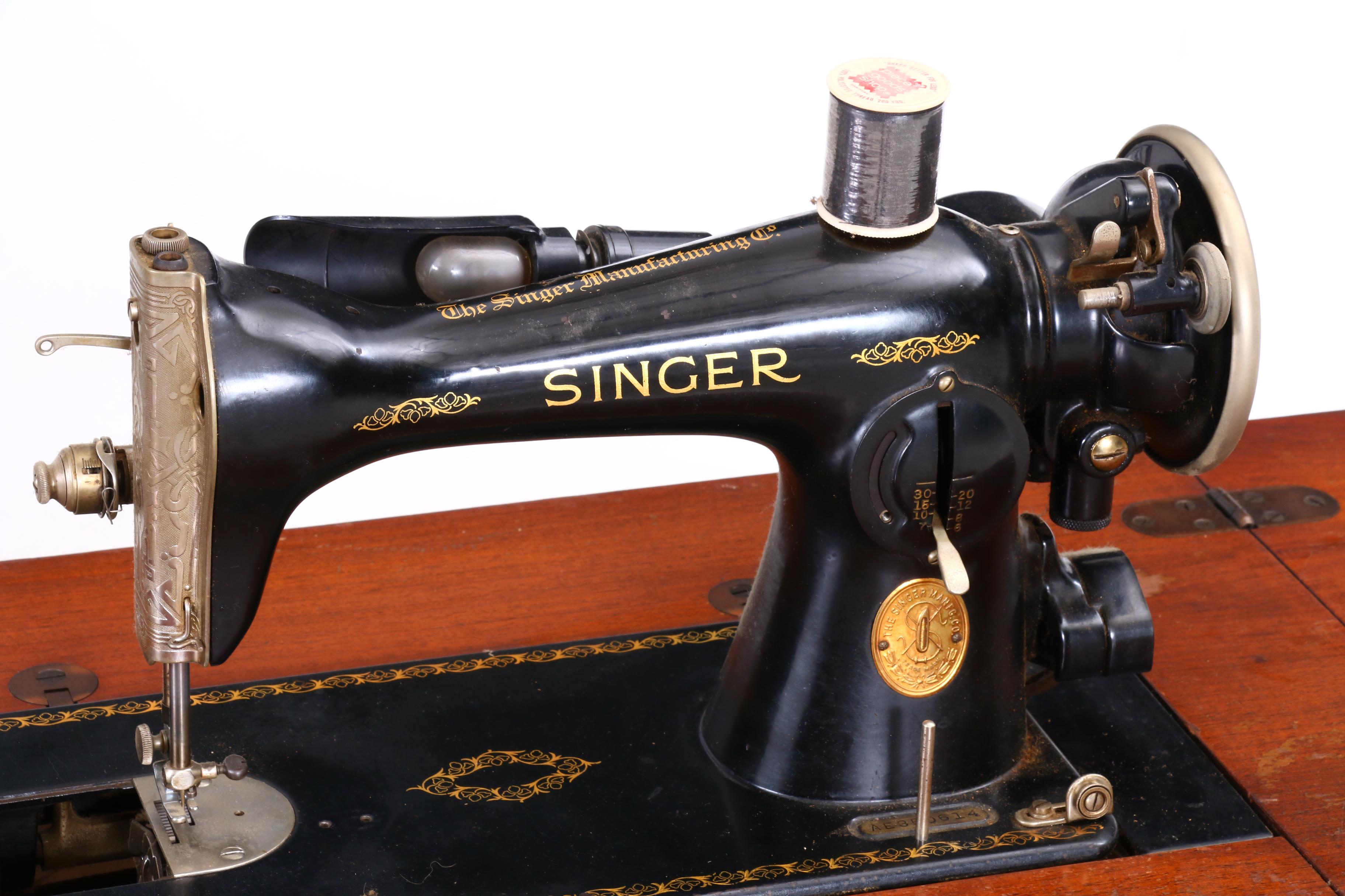Vintage Singer Sewing Machine in Walnut Queen Anne Style Cabinet