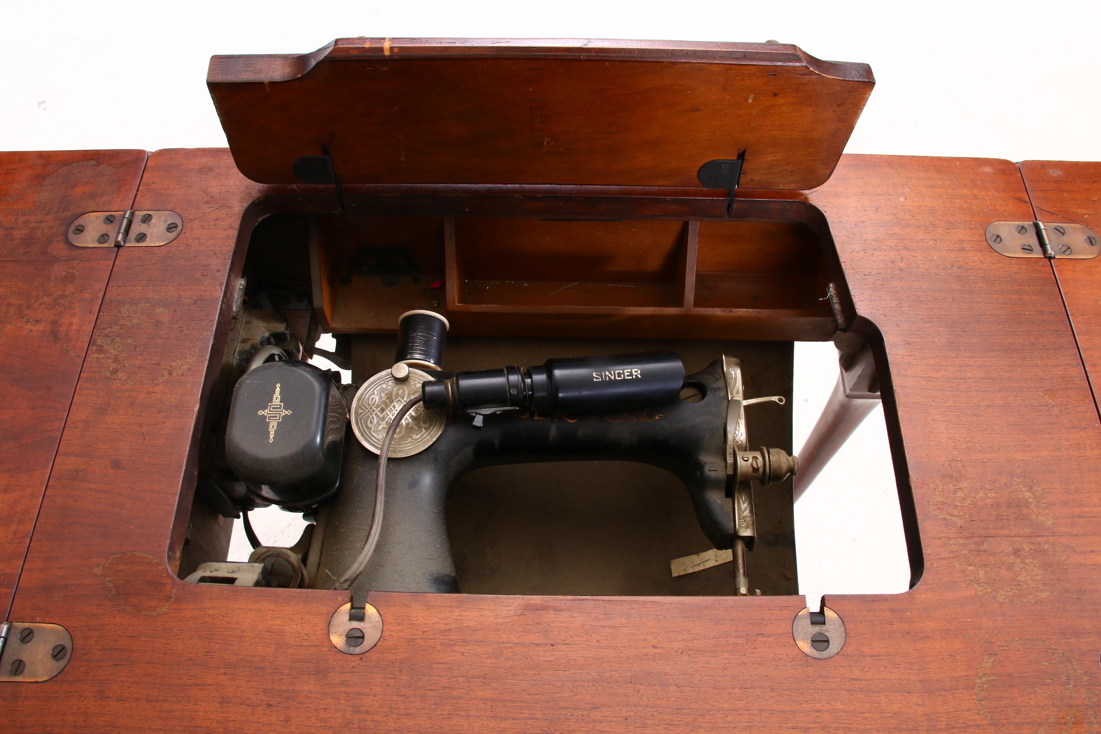 Vintage Singer Sewing Machine in Walnut Queen Anne Style Cabinet