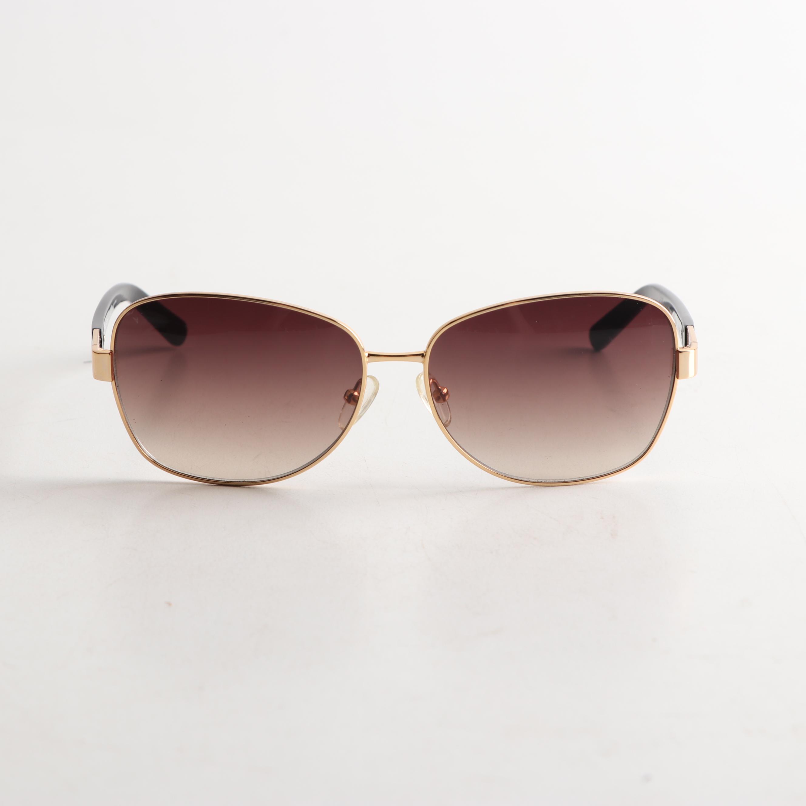 Tory Burch TY6011 Sunglasses and Gold Metallic Clutch