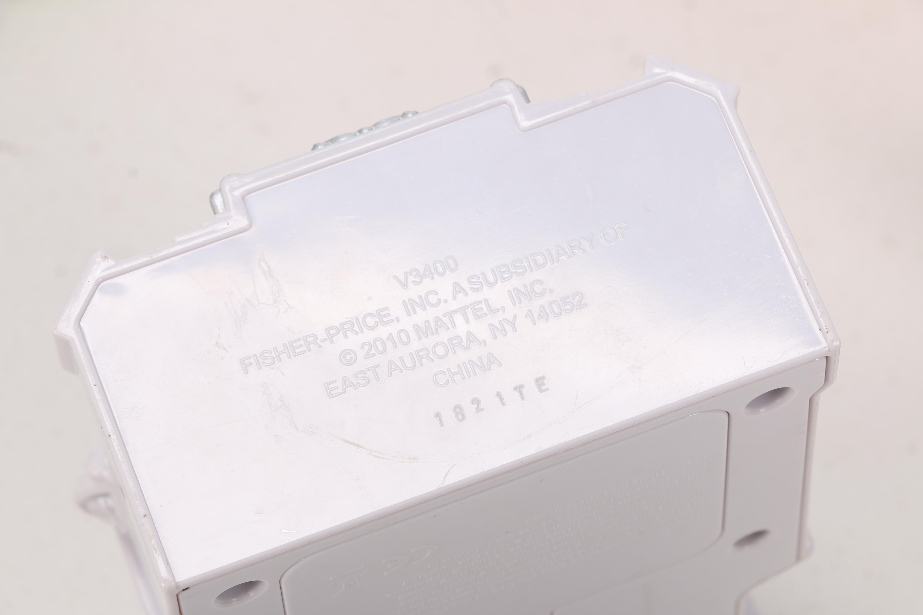 Fisher-Price Loving Family Sweet Sounds Victorian Doll House and Furniture