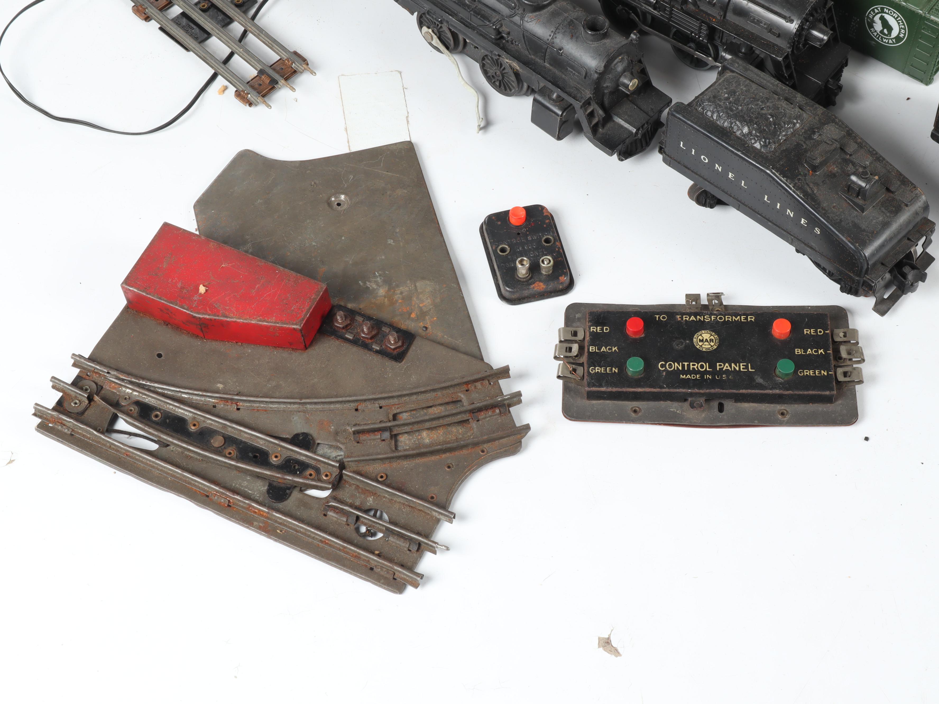 Roberts Lines Gauge One Zephyr with Lionel Trains and Tracks